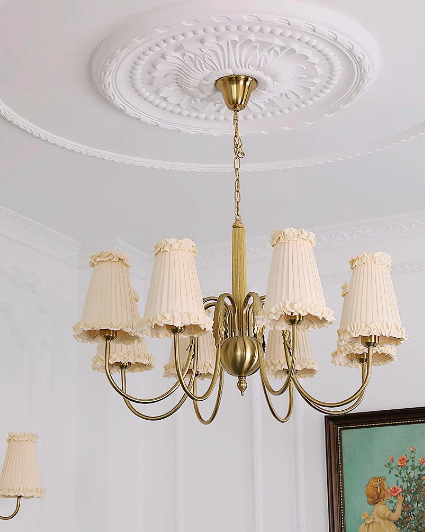 8-head gold vintage chandelier product shot studio lighting