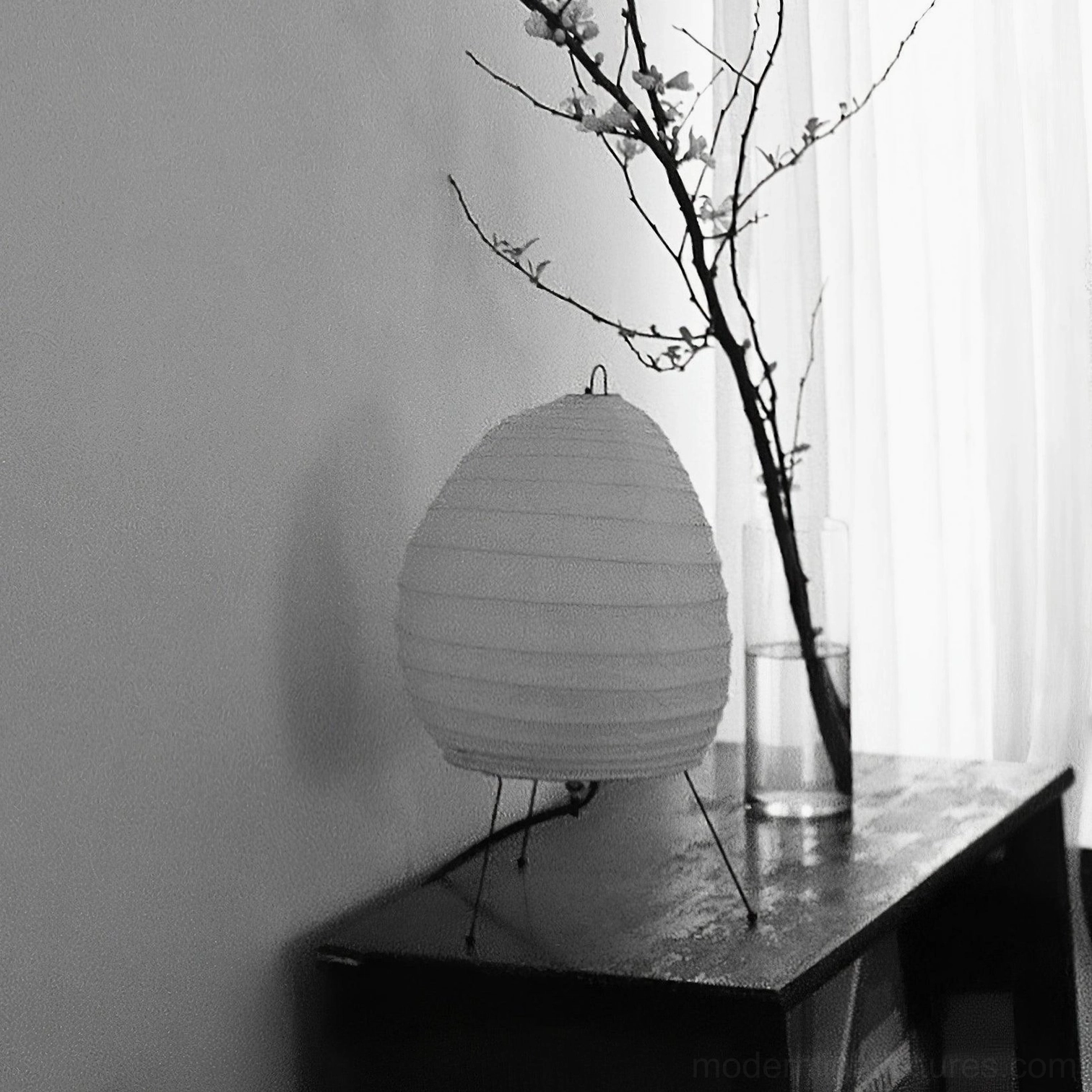 Akari 1N Japanese washi paper lamp creating even omnidirectional glow without visible light source or point glare