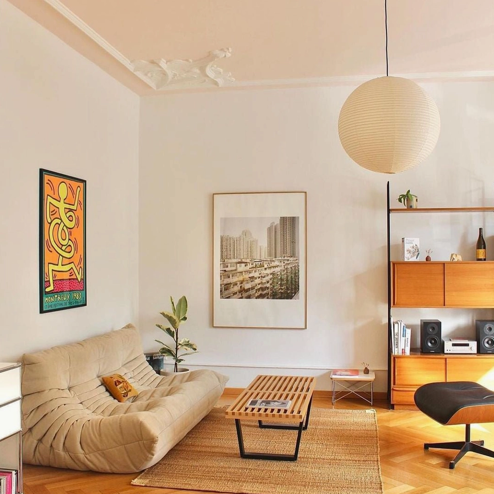 Beige Akari A pendant lamp in minimalist modern living room with low sofa