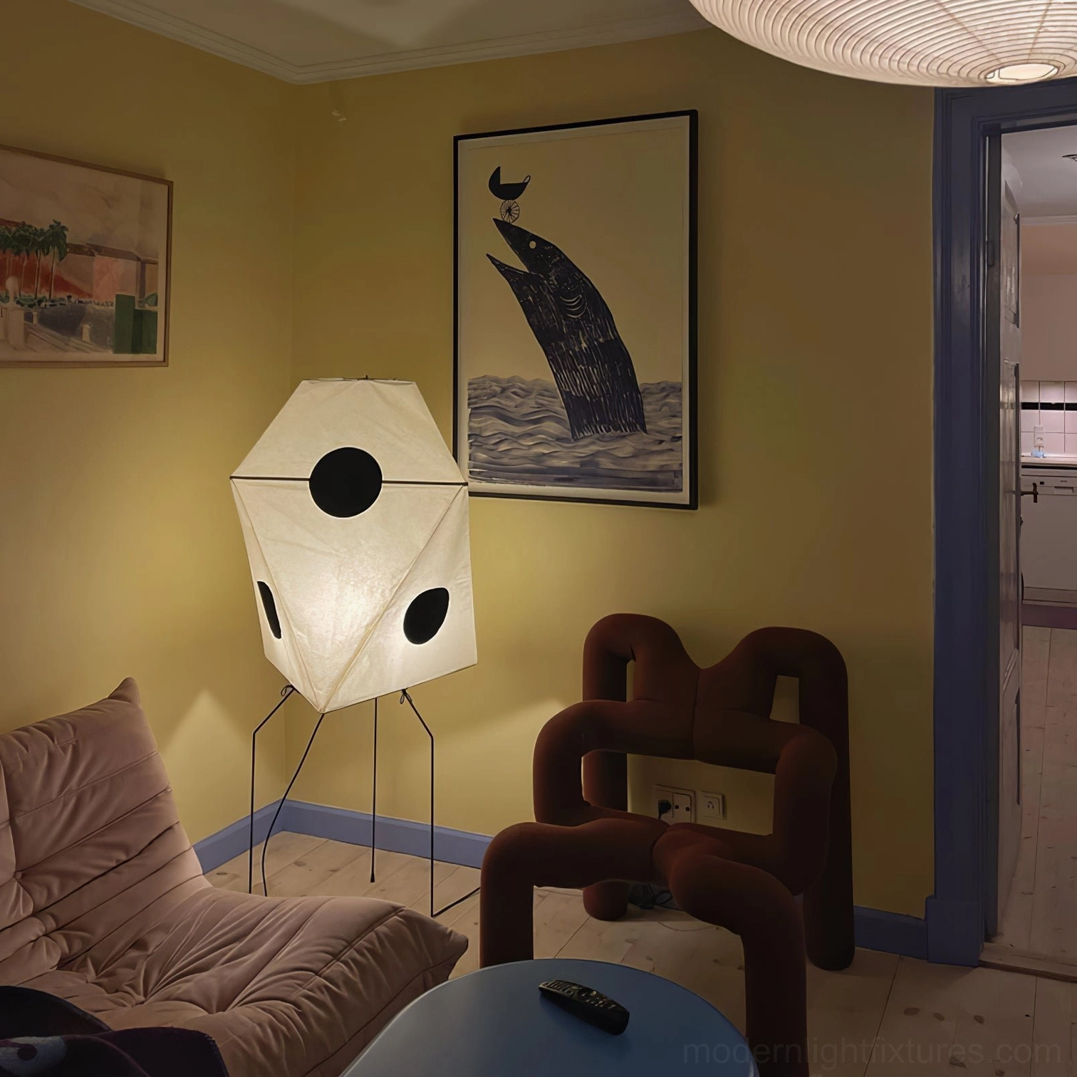 Akari UF3-Q washi paper floor lamp elegant sculptural form in interior design showcase