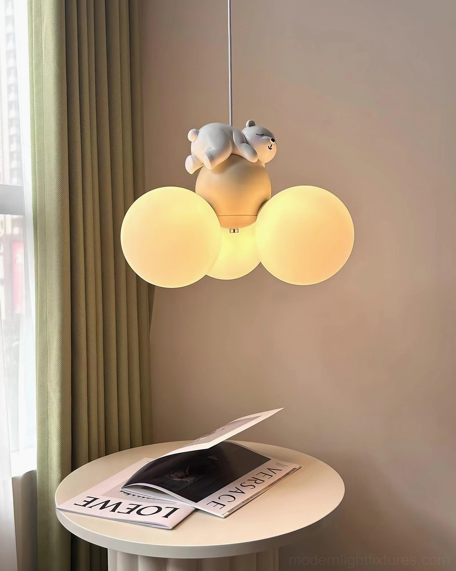Colorful animal pendant lamp options in red yellow and white finishes for kids rooms