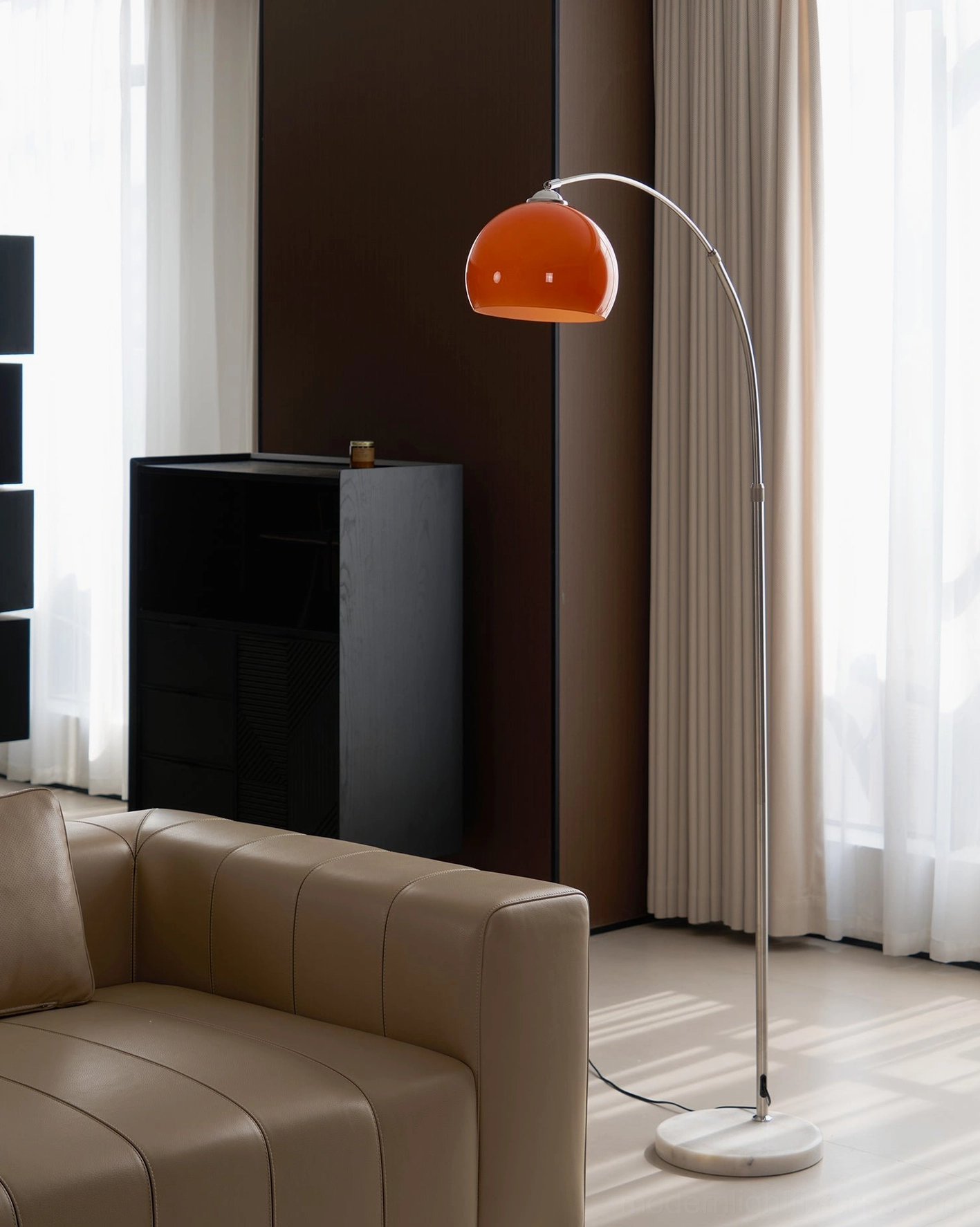 Modern arc floor lamp showing 40W incandescent LED equivalent compatibility