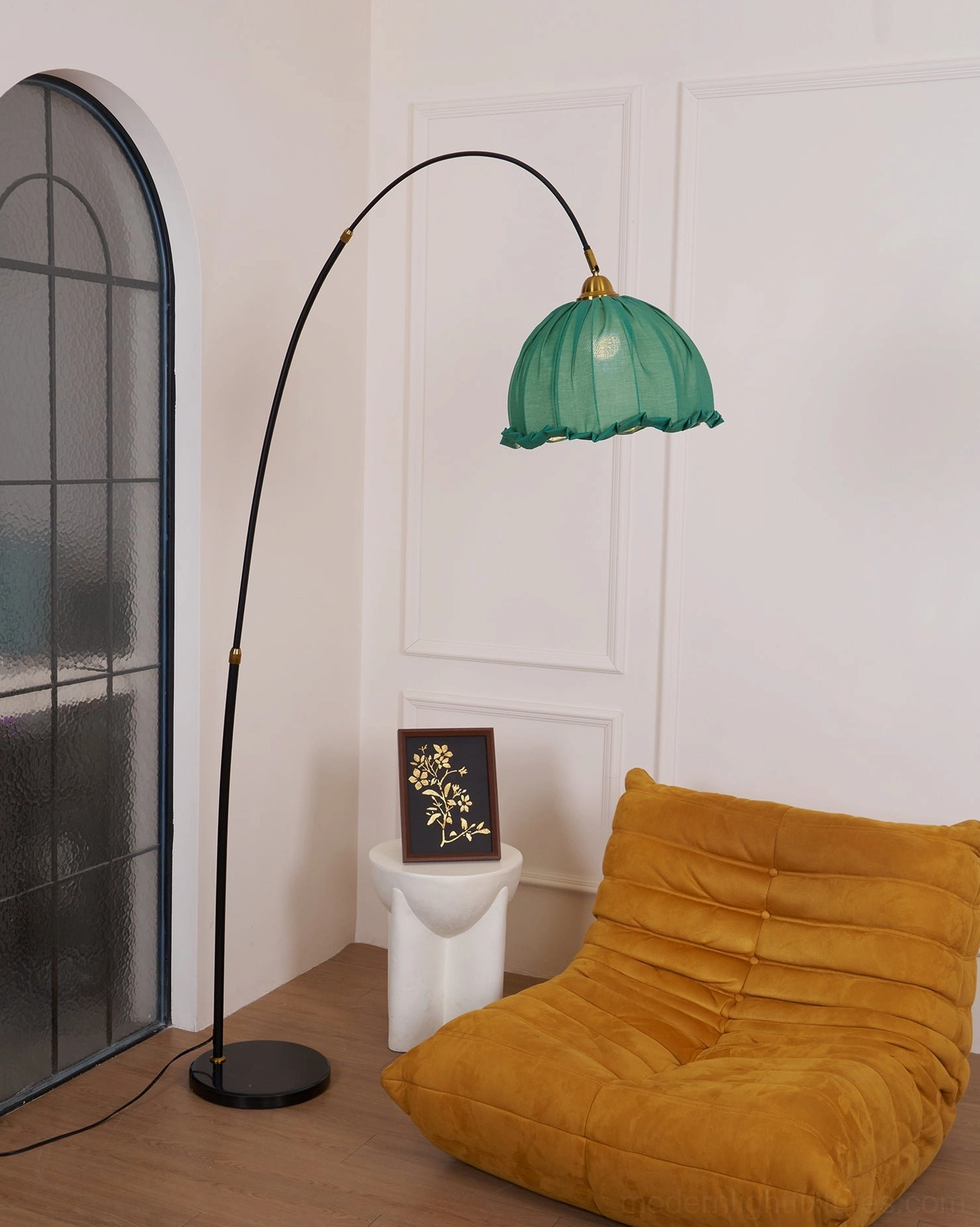 Arching floor lamp fabric shade warmth and diffusion lighting quality