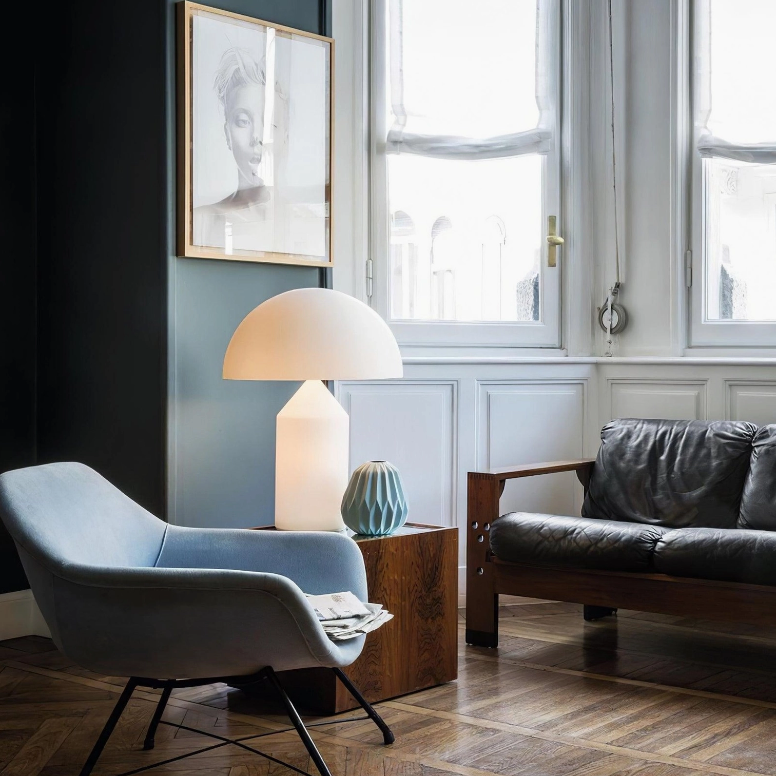 Atollo table lamp balanced proportions, Italian design excellence