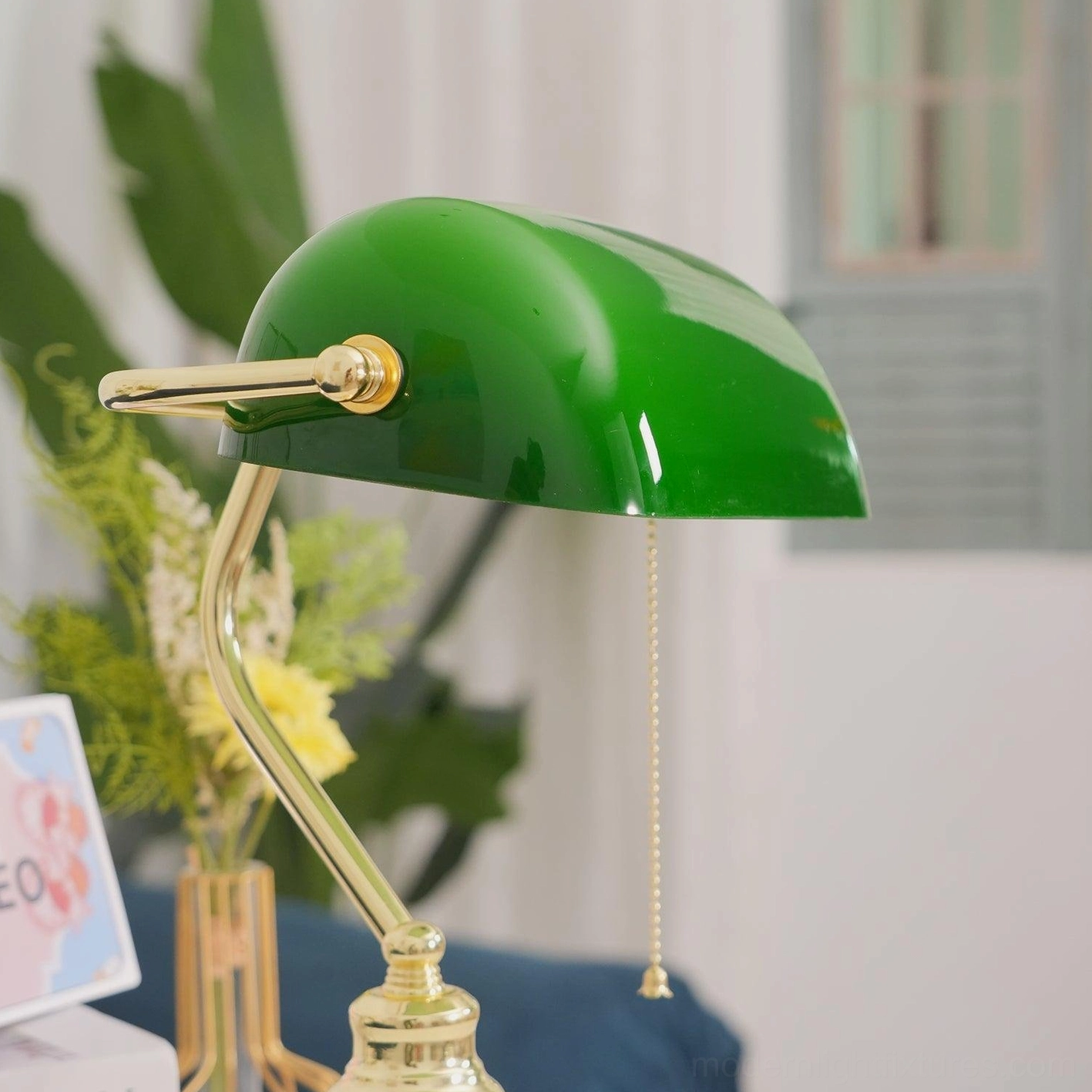 Banker table lamp glass shade detail light diffusion technology