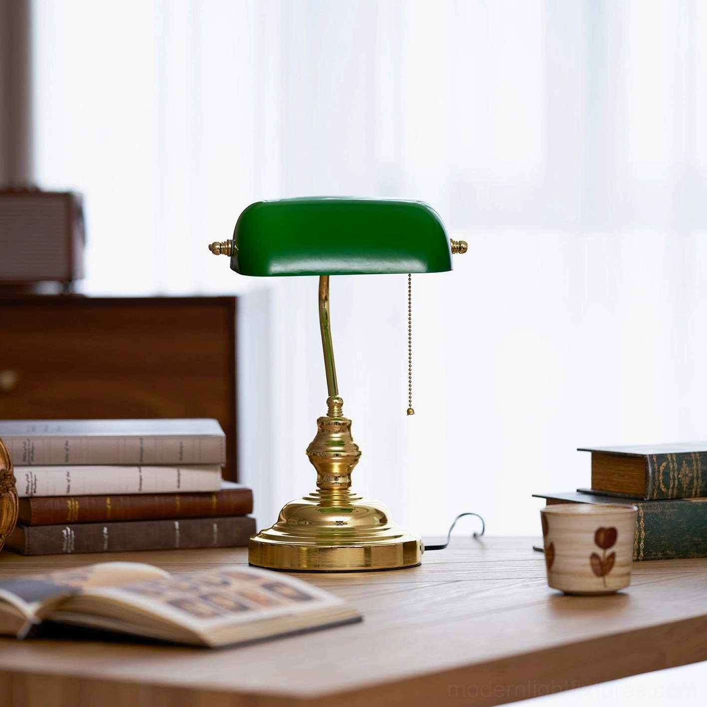 Banker table lamp retro design adjustable metal arm for task lighting