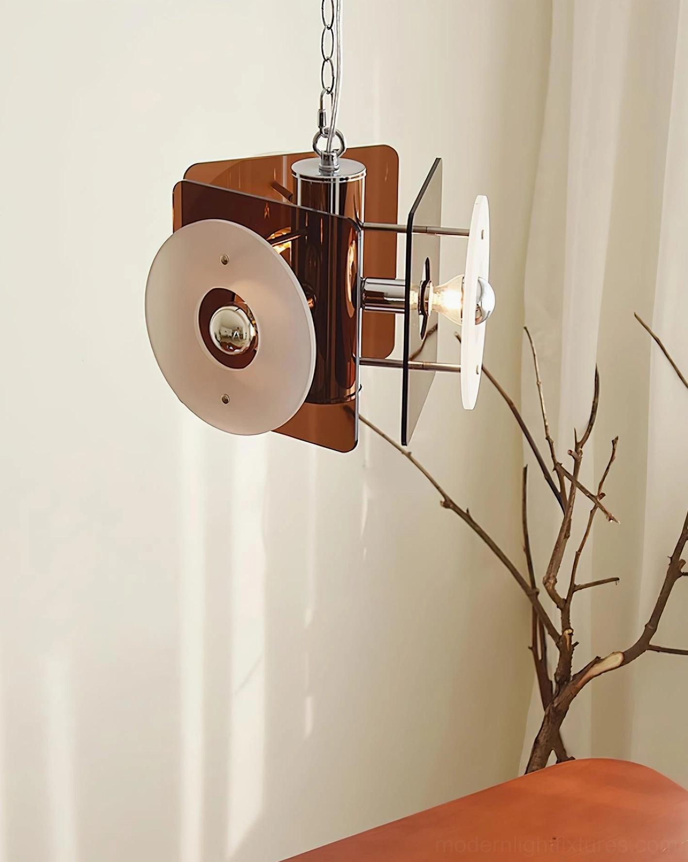 Basira retro pendant lamp compact mid-century modern design ambient lighting fixture