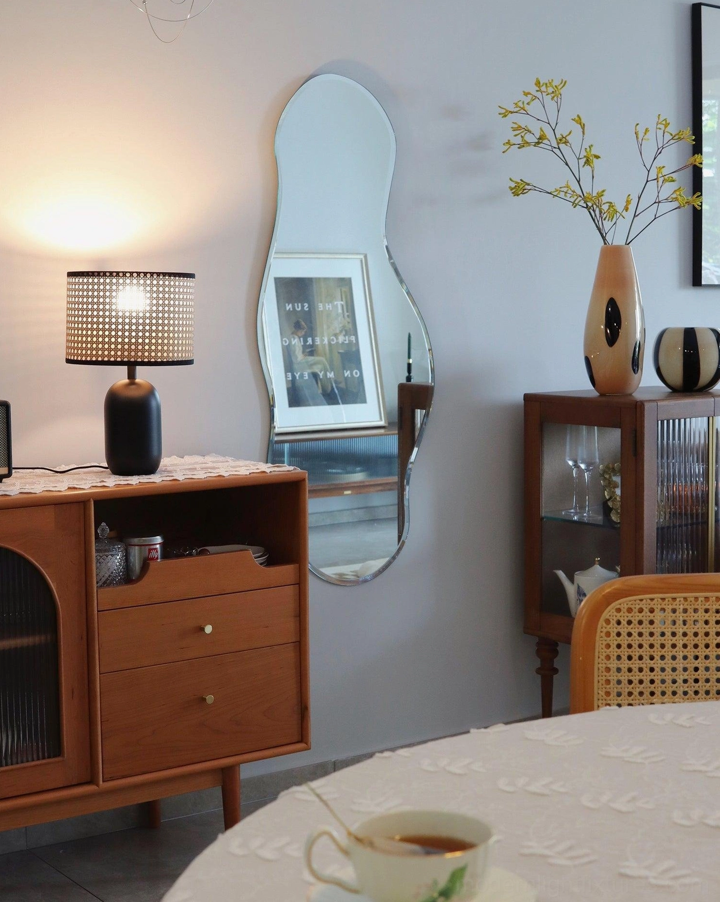Blakely table lamp with dimmer-compatible setup for ambient mood lighting control