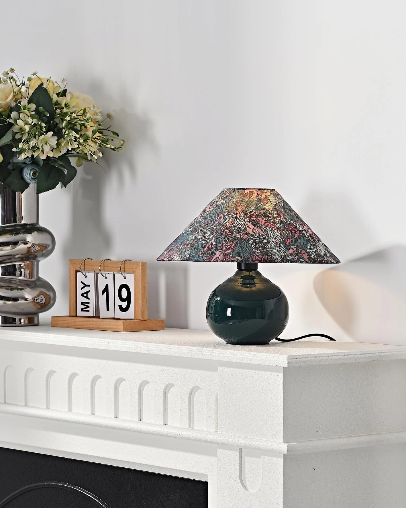 Contemporary botanical table lamp with push-button switch and E14 socket for versatile 15W LED or incandescent bulb installation