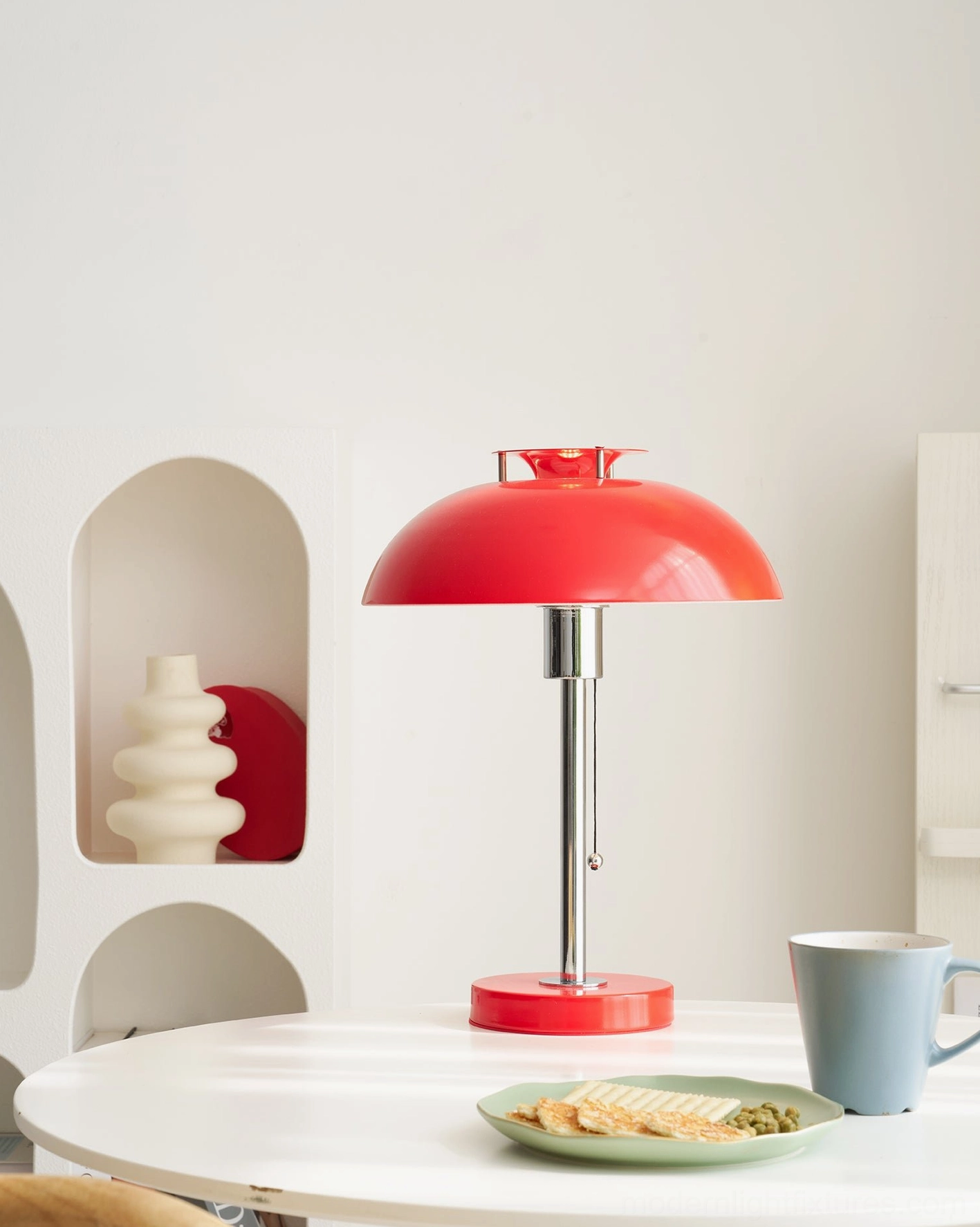 Bowie modern table lamp close-up showing metal construction and polished hardware craftsmanship