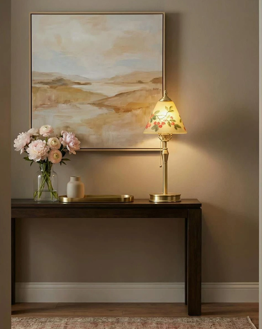Bramelle table lamp socket and push switch detail, E27 medium screw base with warm white LED bulb installed