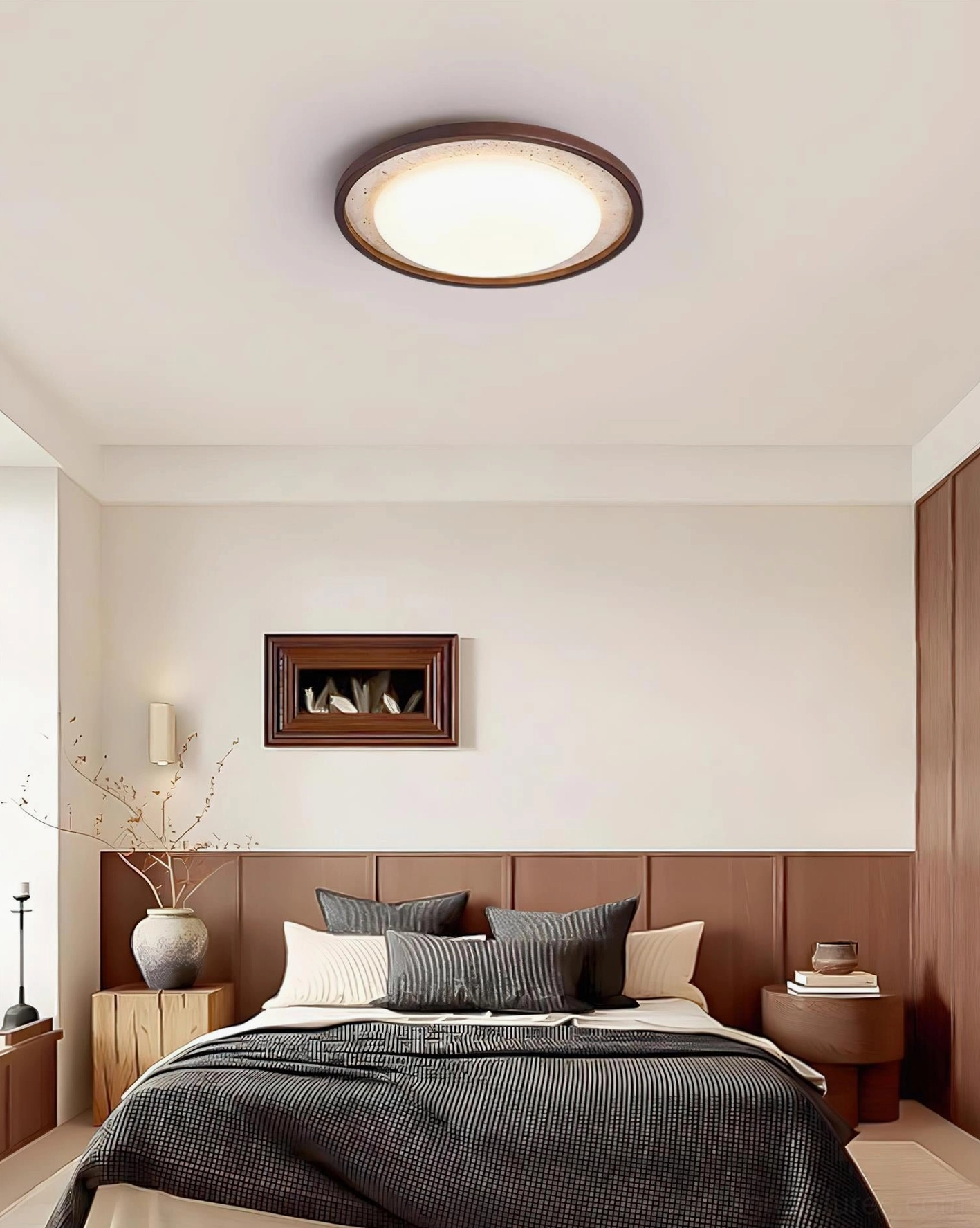 Caldo damp-rated ceiling light suitable for bathroom and covered outdoor installation