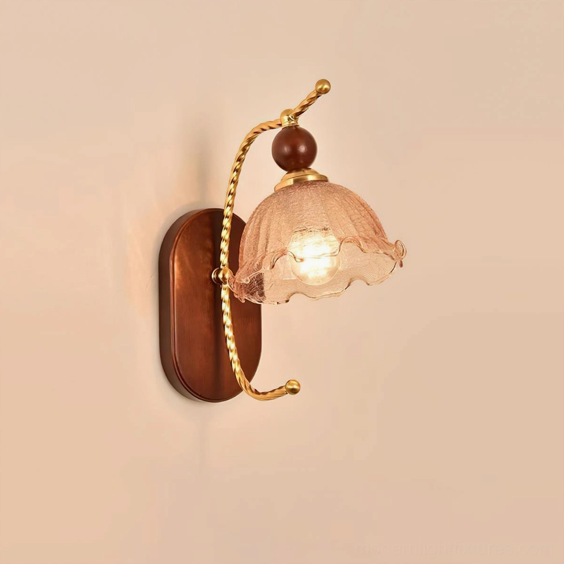 Calyx vintage wall lamp with flower-shaped ruffled glass shade and decorative brass hardware