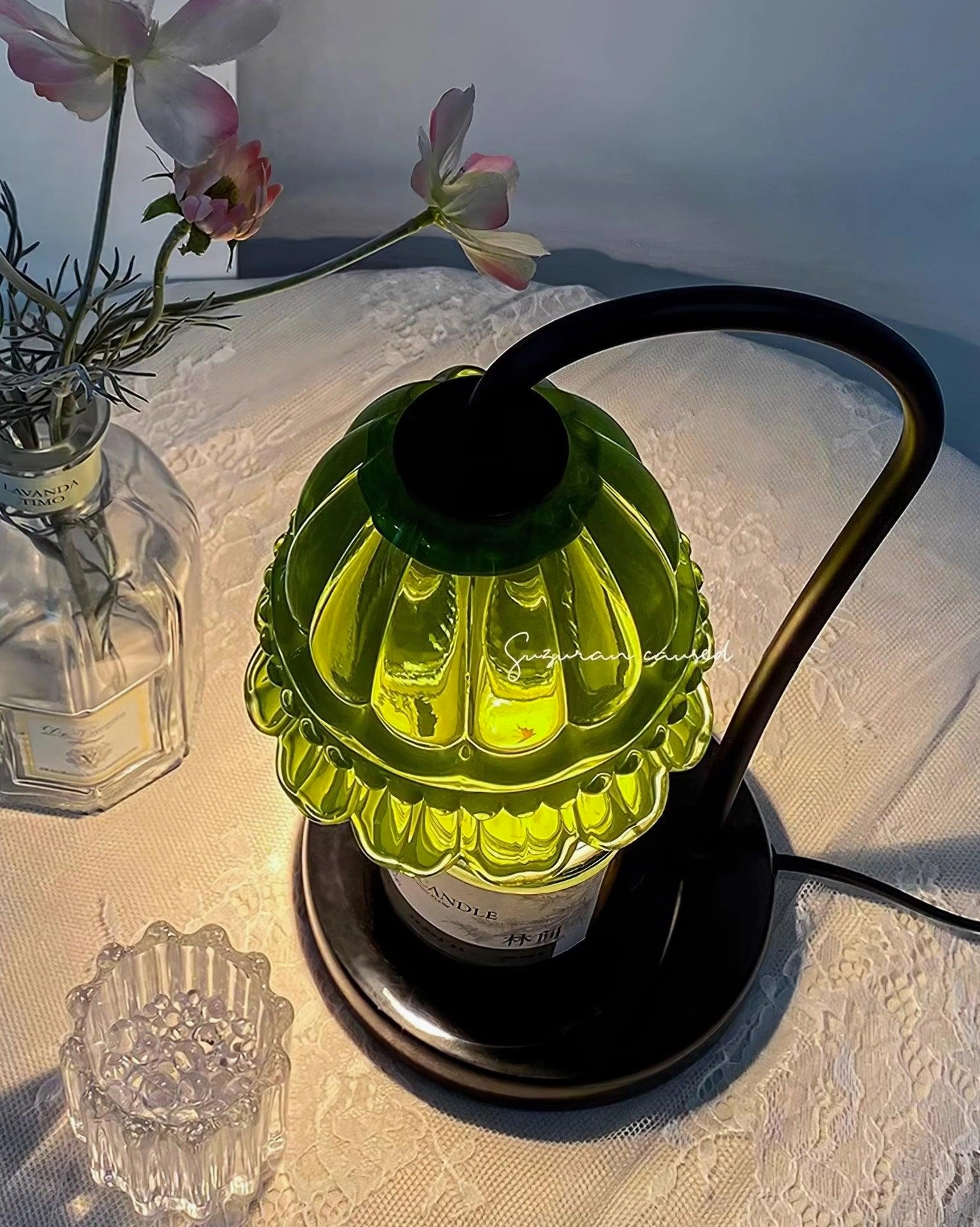 Modern candle warmer lamp with GU10 socket and halogen bulb compatibility