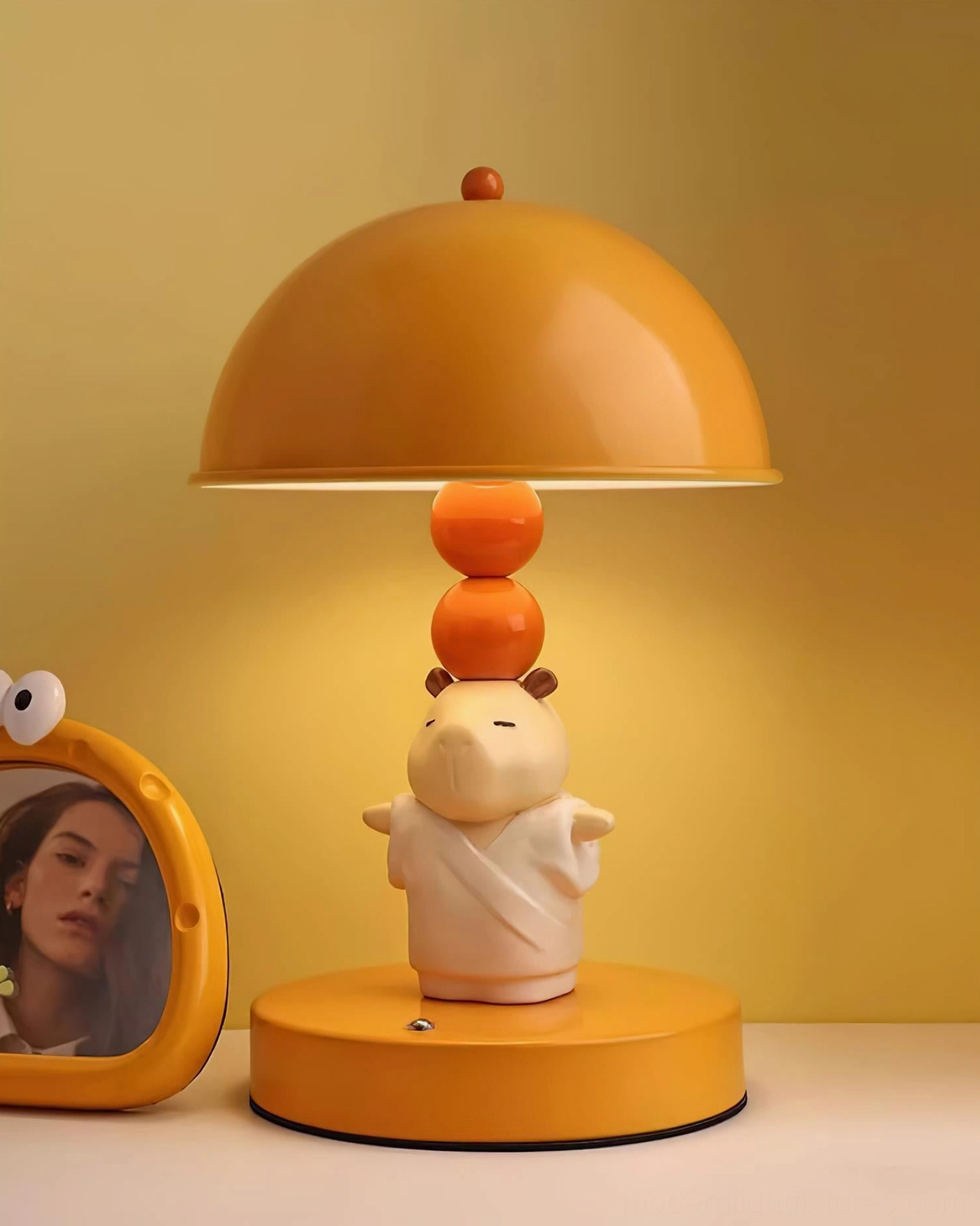 Capybara table lamp full product view with dimensions and specifications