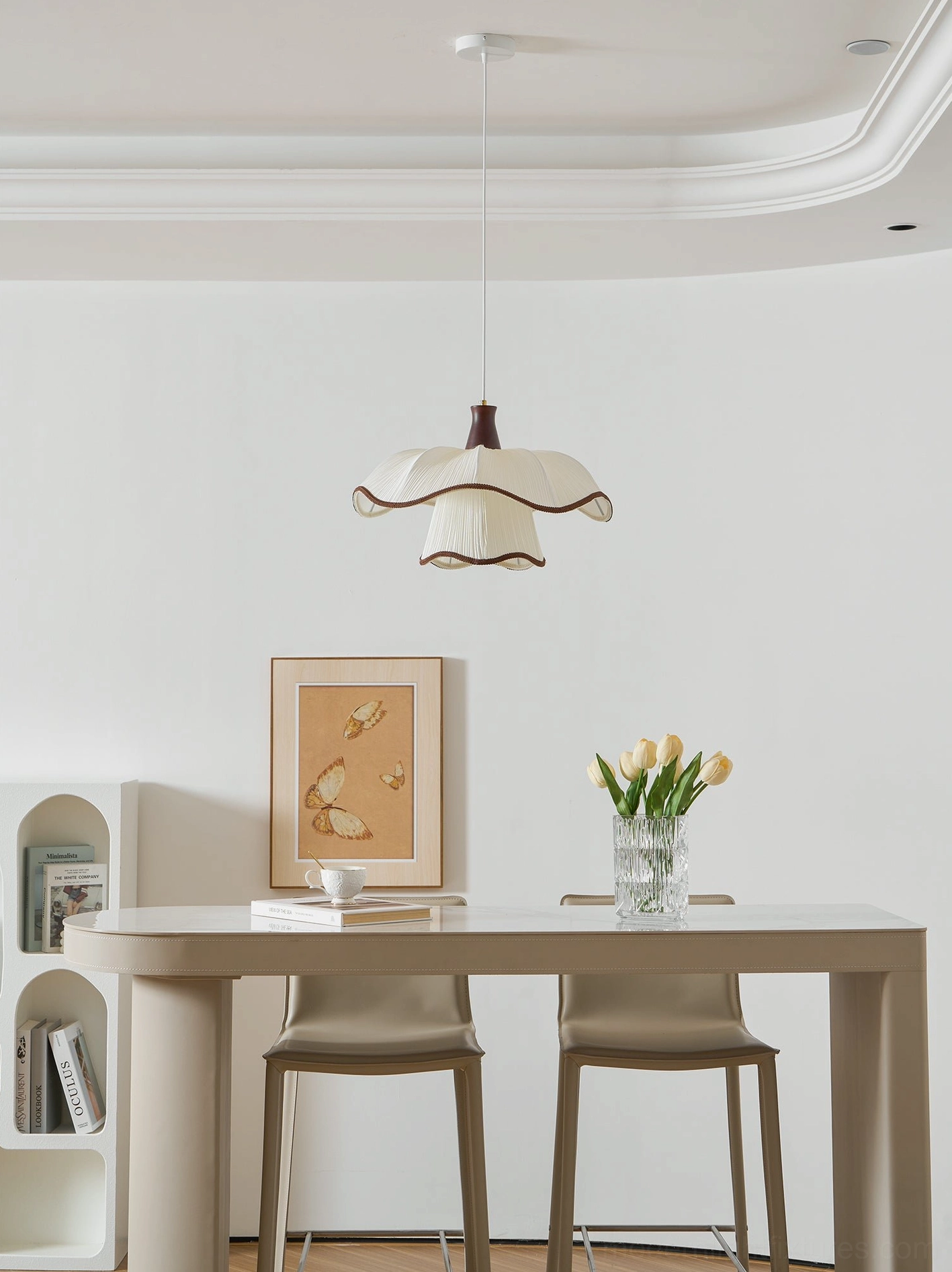 Ceriva ruffled pendant lamp ambient lighting in residential dining setting