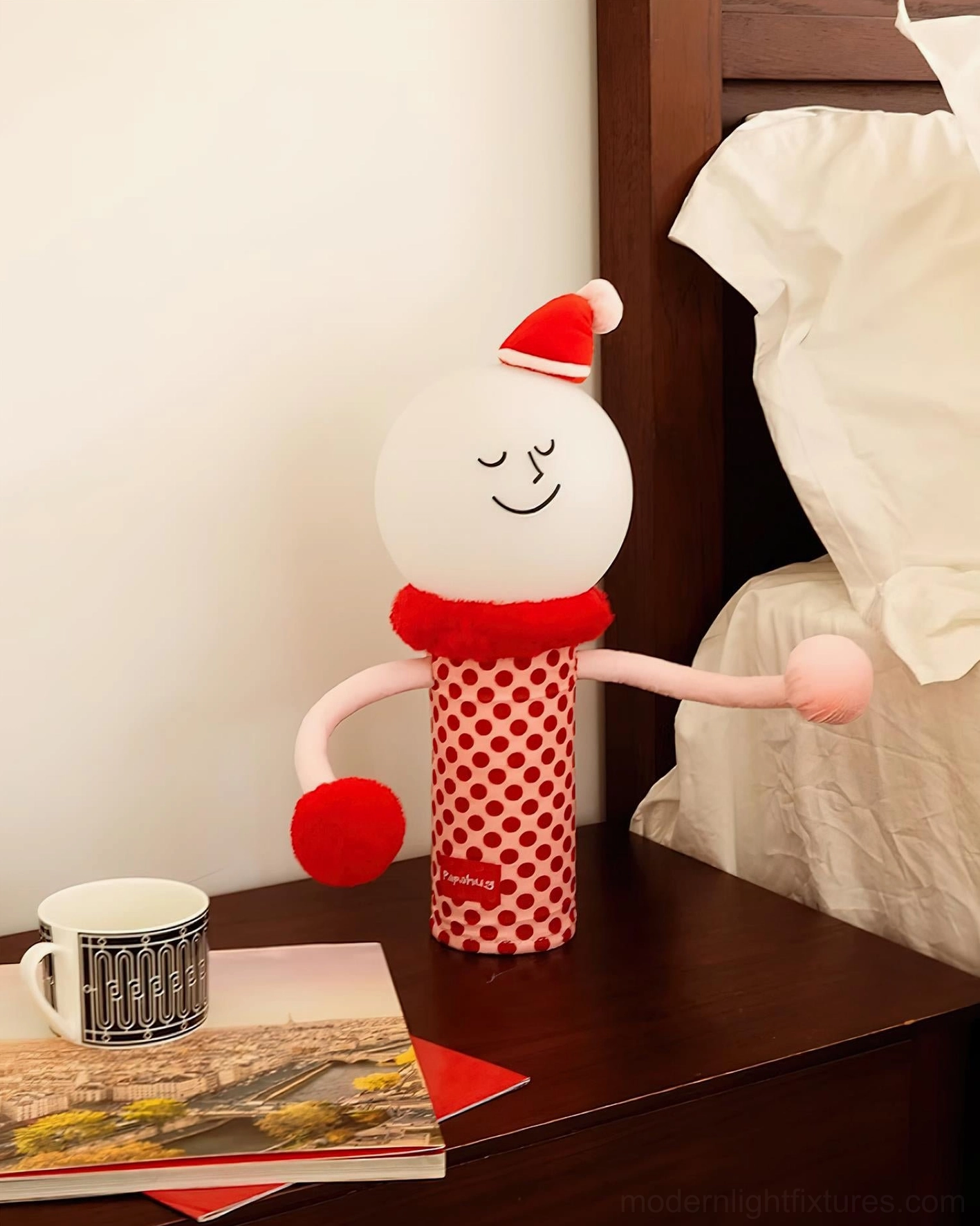 Character lamp dorm room student bedroom modern playful lighting solution