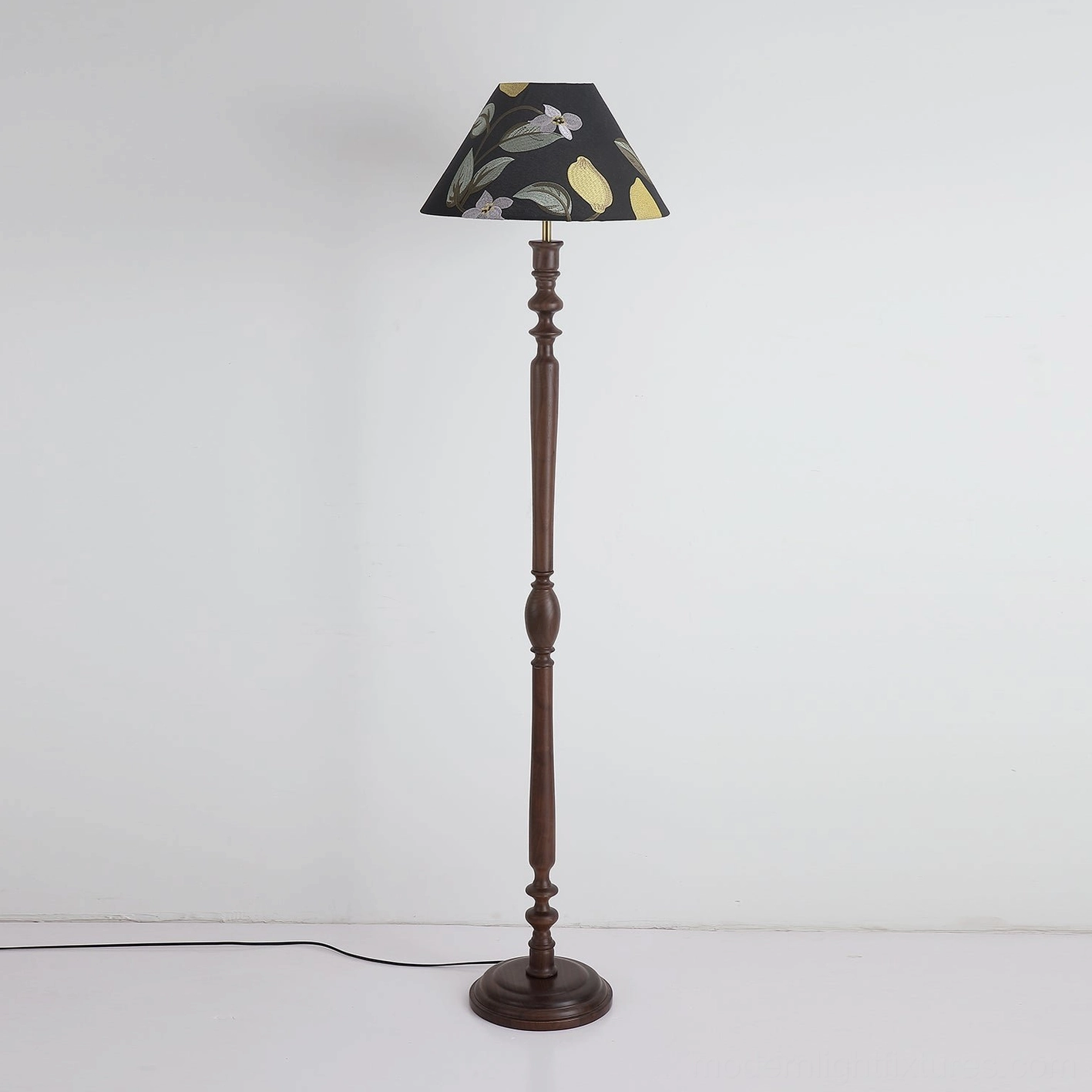 Citrina modern floor lamp full height view with power cord displayed