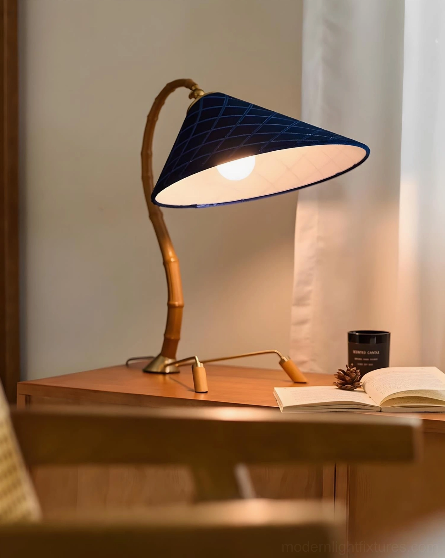Cobalune modern table lamp full product shot showing proportions and color finish options