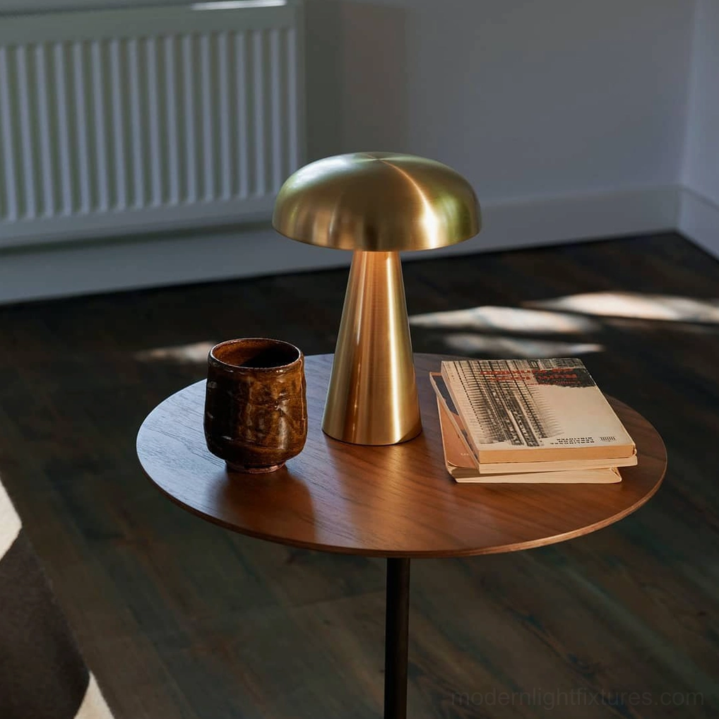 Como table lamp on desk workspace showing neutral white light mode for productive work environment