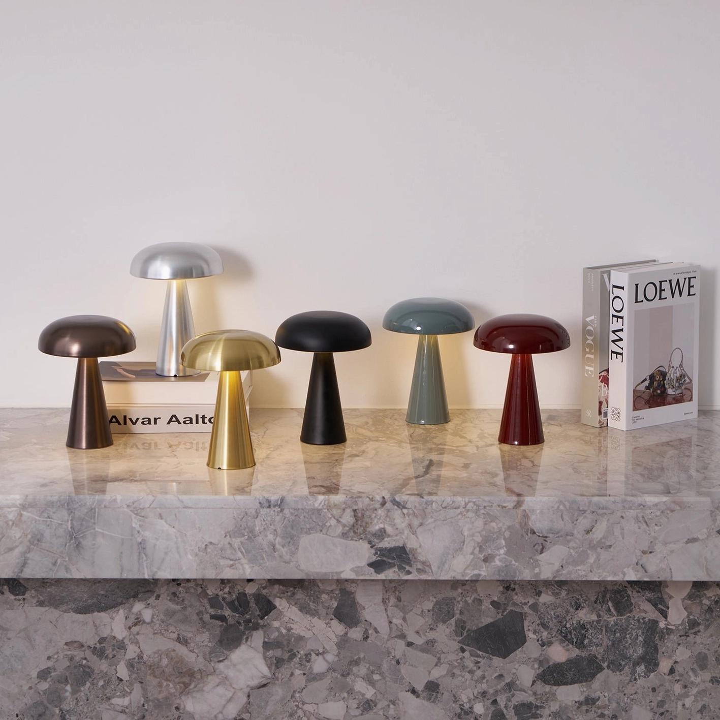 Como modern table lamp thoughtful gift premium design innovation functional beauty