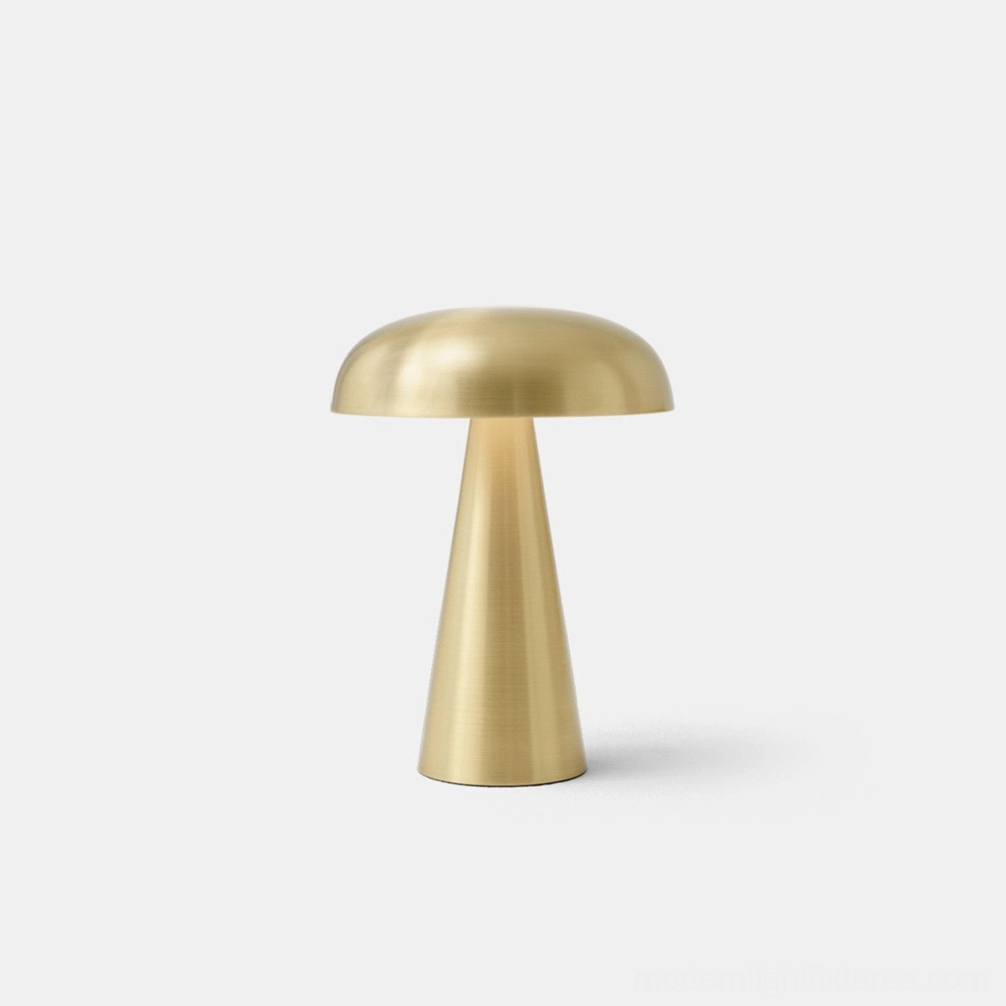 Como table lamp showing USB charging cable and rechargeable battery cordless convenience feature