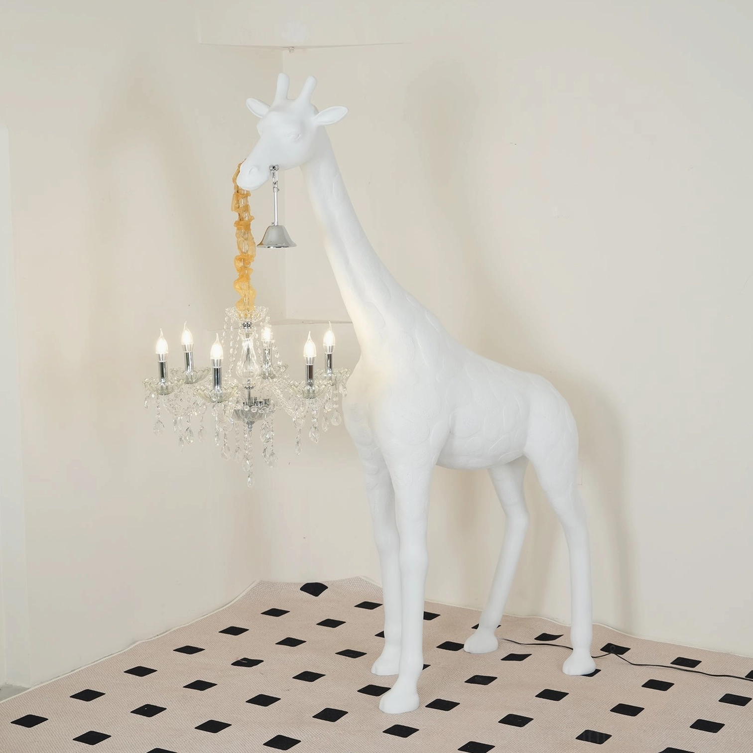 Contemporary giraffe floor lamp with white resin body and hanging crystal chandelier pendant design