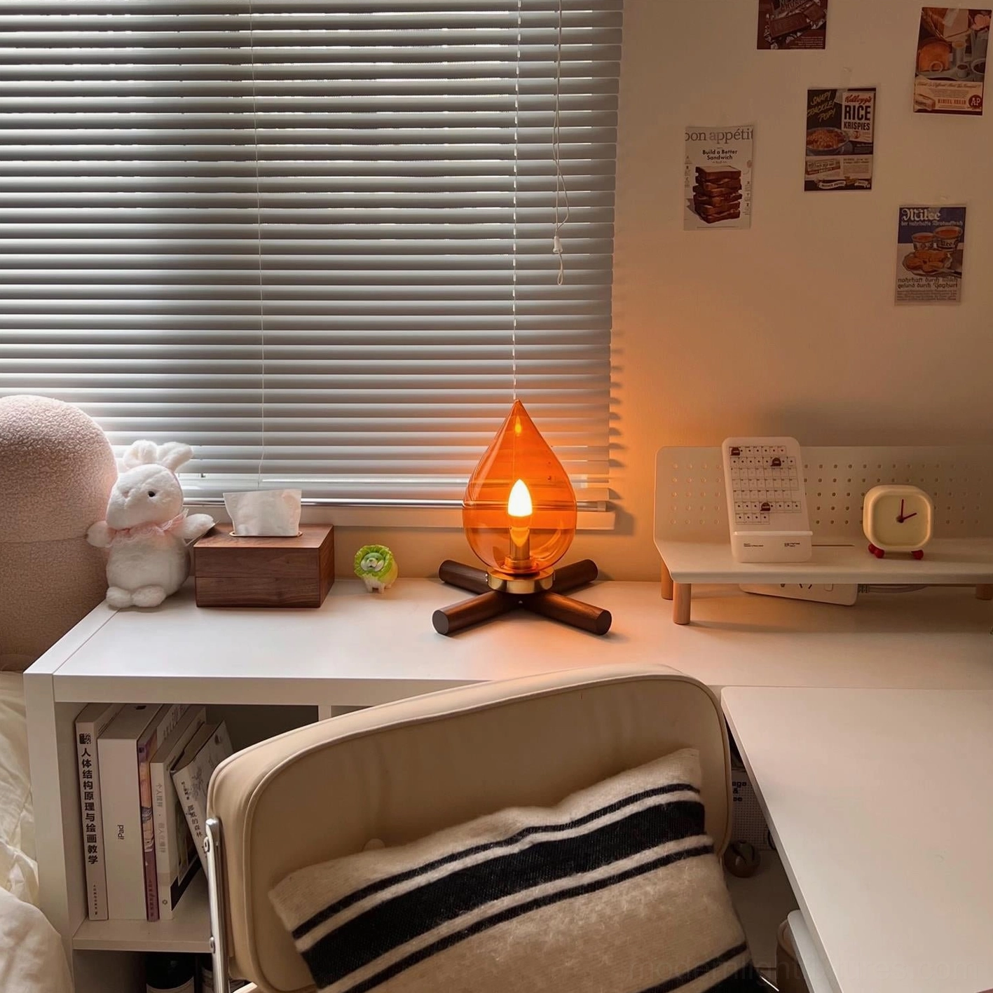 Cordless rechargeable table lamp, campfire-inspired design with natural wood and amber shade