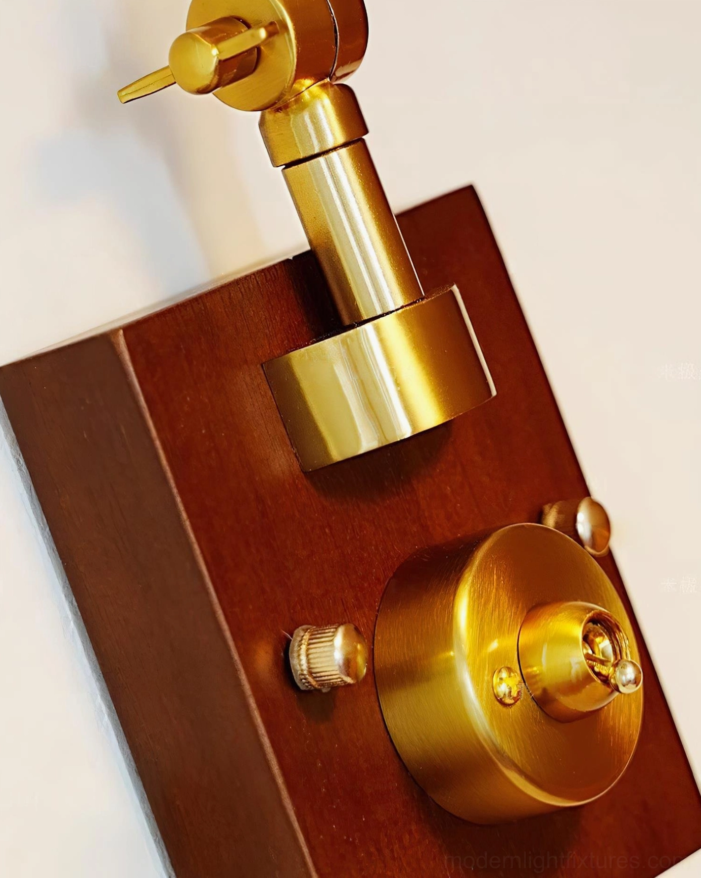 Cordova vintage-inspired adjustable wall sconce showing design craftsmanship details