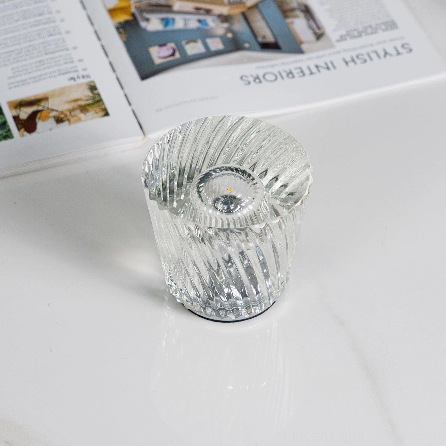 Crystal diamond table lamp energy efficiency visualization, 50,000-hour LED lifespan benefit, long-term cost savings illustration