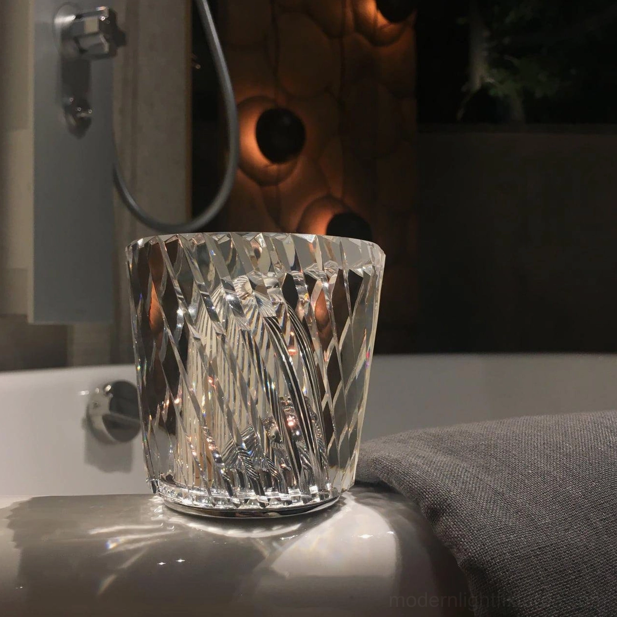 Crystal diamond table lamp gift packaging presentation, premium unboxing experience, luxury accent light as elegant gift option