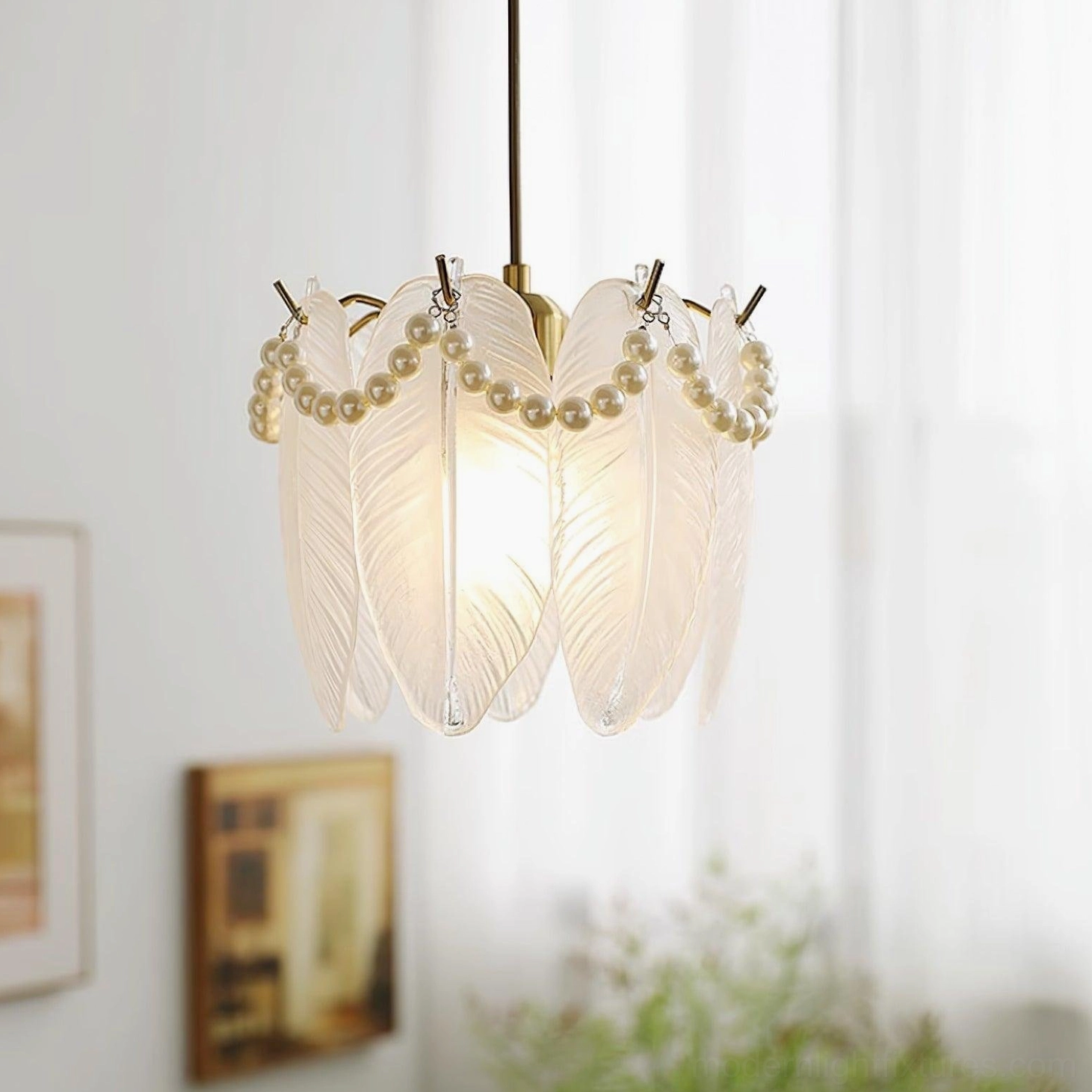 Crystal petal pendant lamp model variant displayed with technical specifications and color options shown