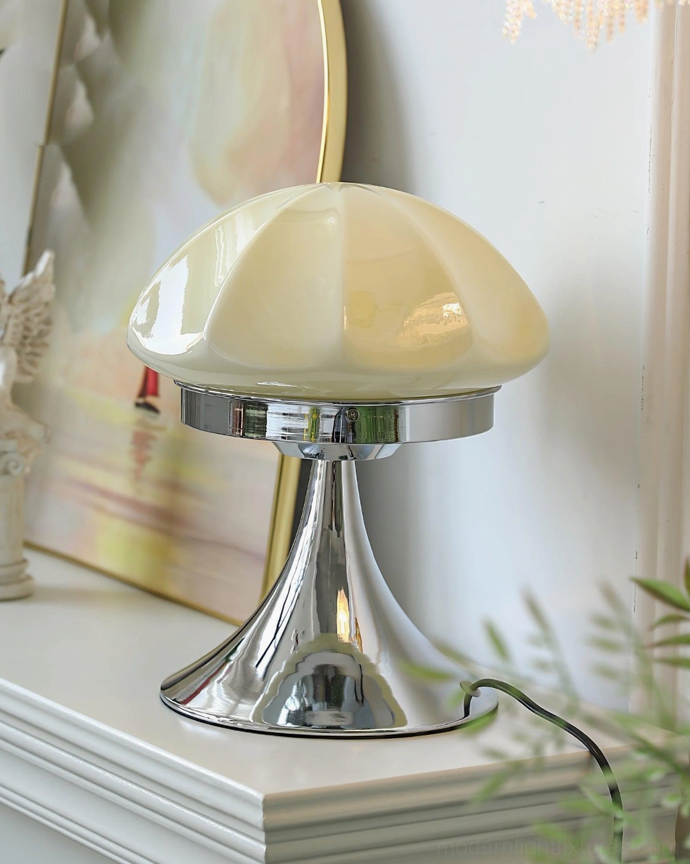 Dario mushroom table lamp close-up detail view of faceted glass shade texture and chrome metal base