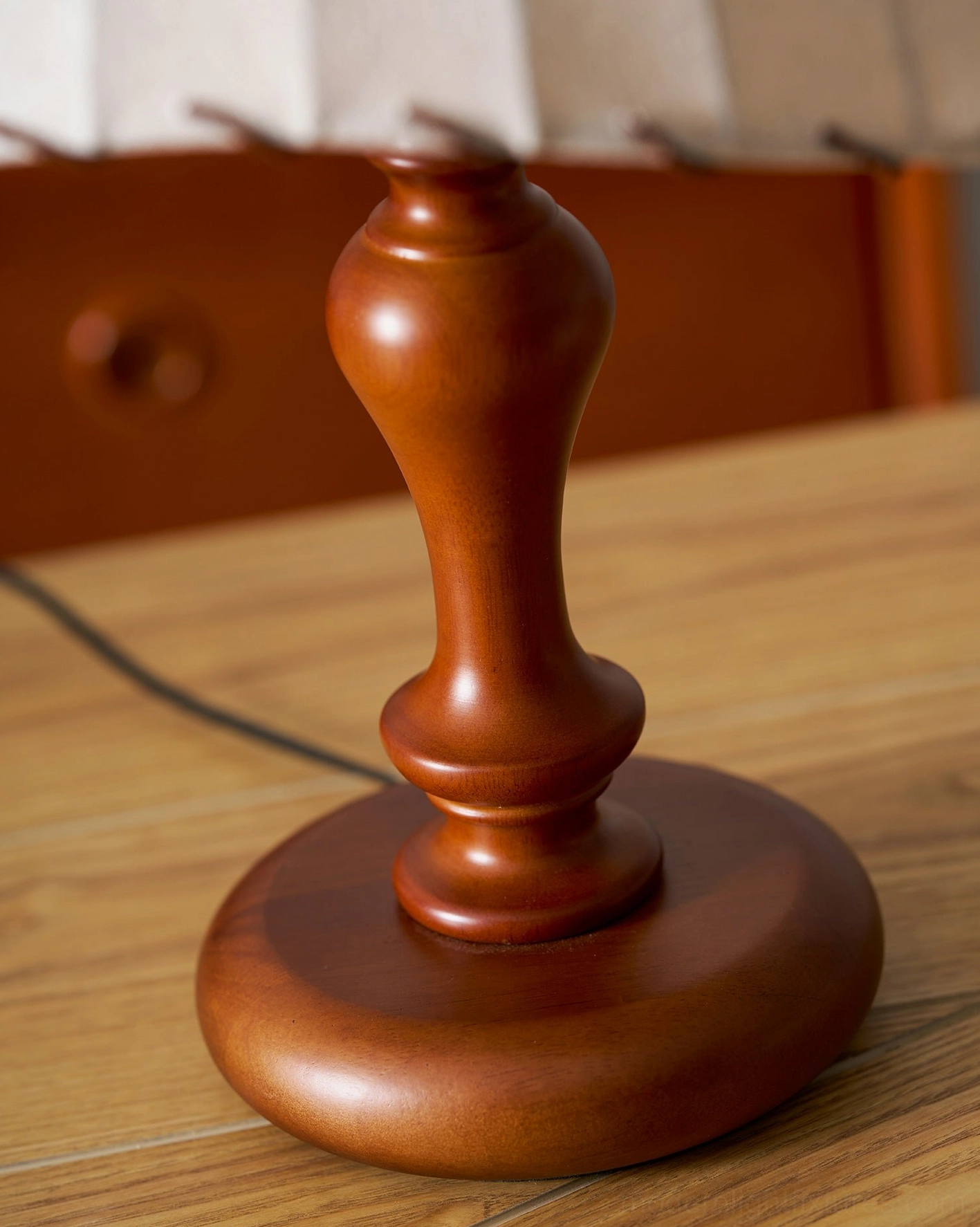 Energy efficient LED compatible table lamp with warm white light diffusion from pleated shade