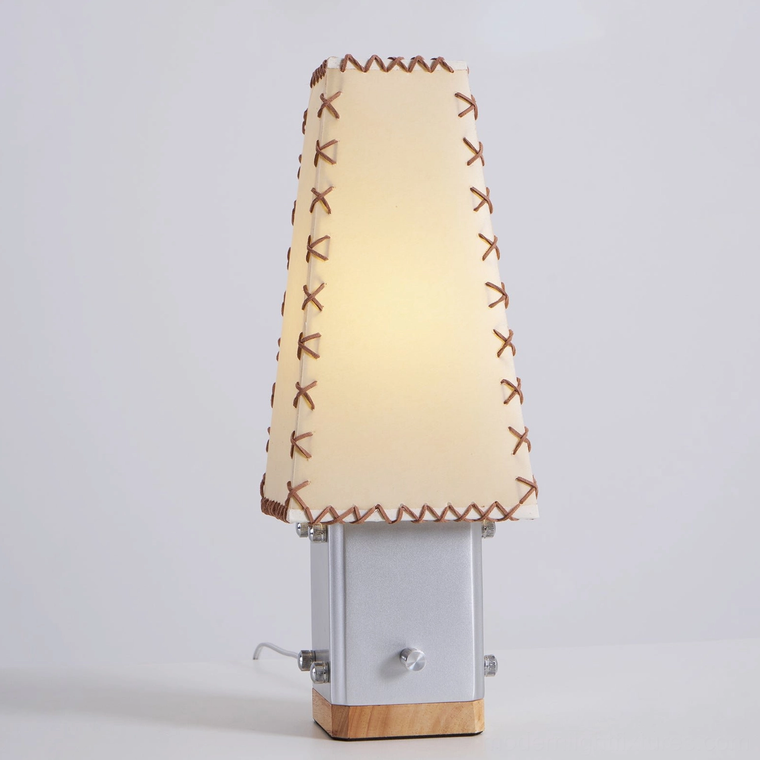 Estela table lamp front orthographic view highlighting proportions and tapered shade geometry