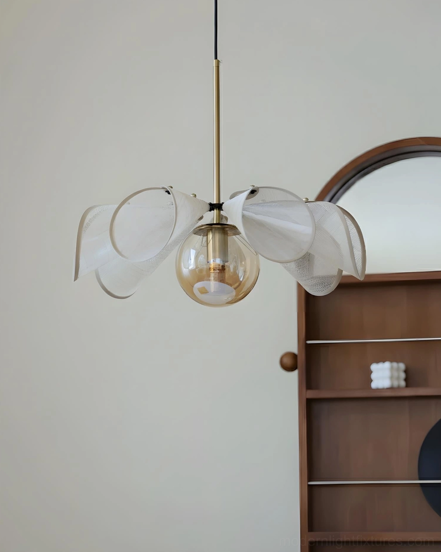 Florello contemporary sculptural pendant lamp installed in modern minimalist room setting