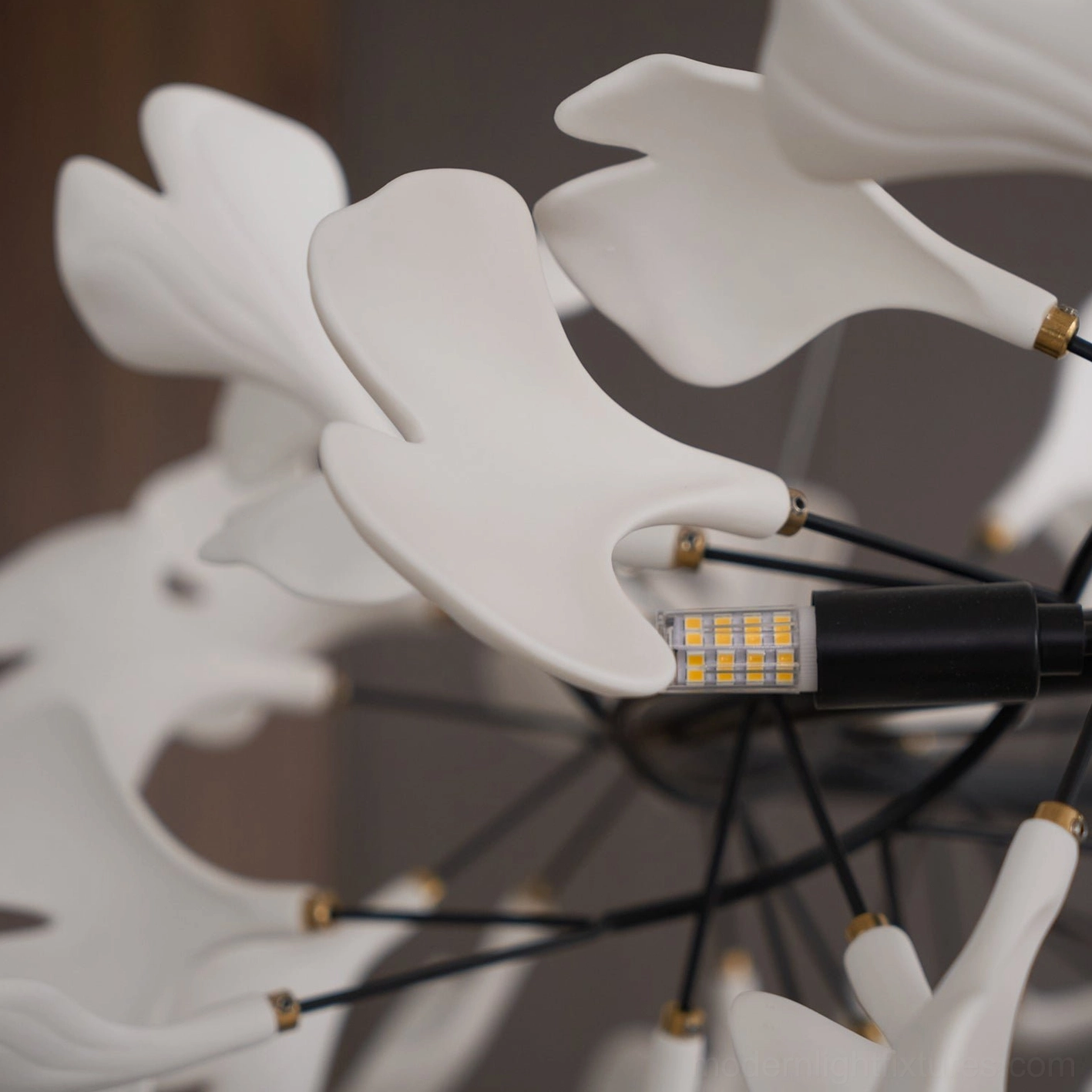 Ginkgo leaf chandelier O contemporary pendant light Scandinavian minimalist style