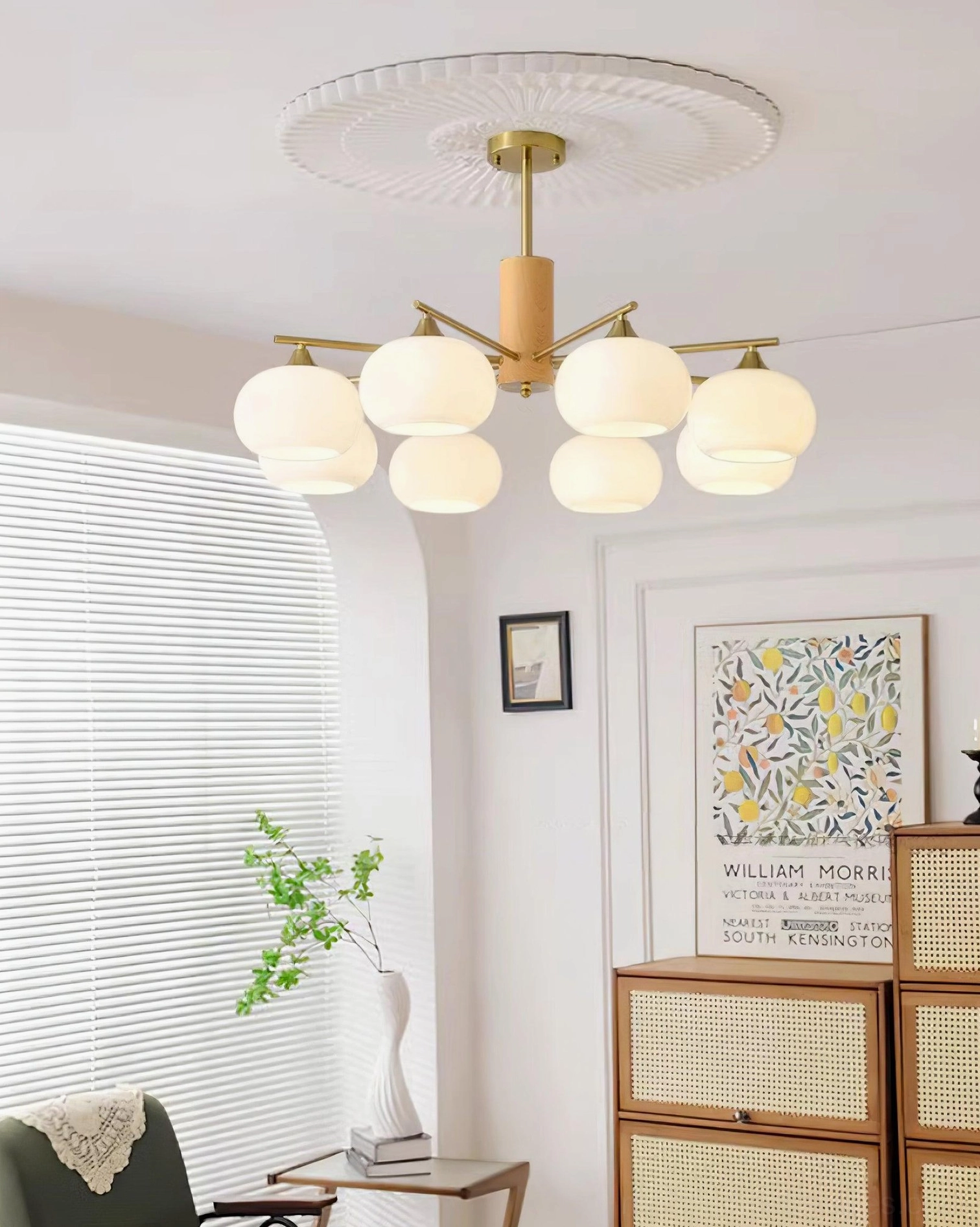 Wooden central column glass pendant chandelier with radiating brass arms architectural design