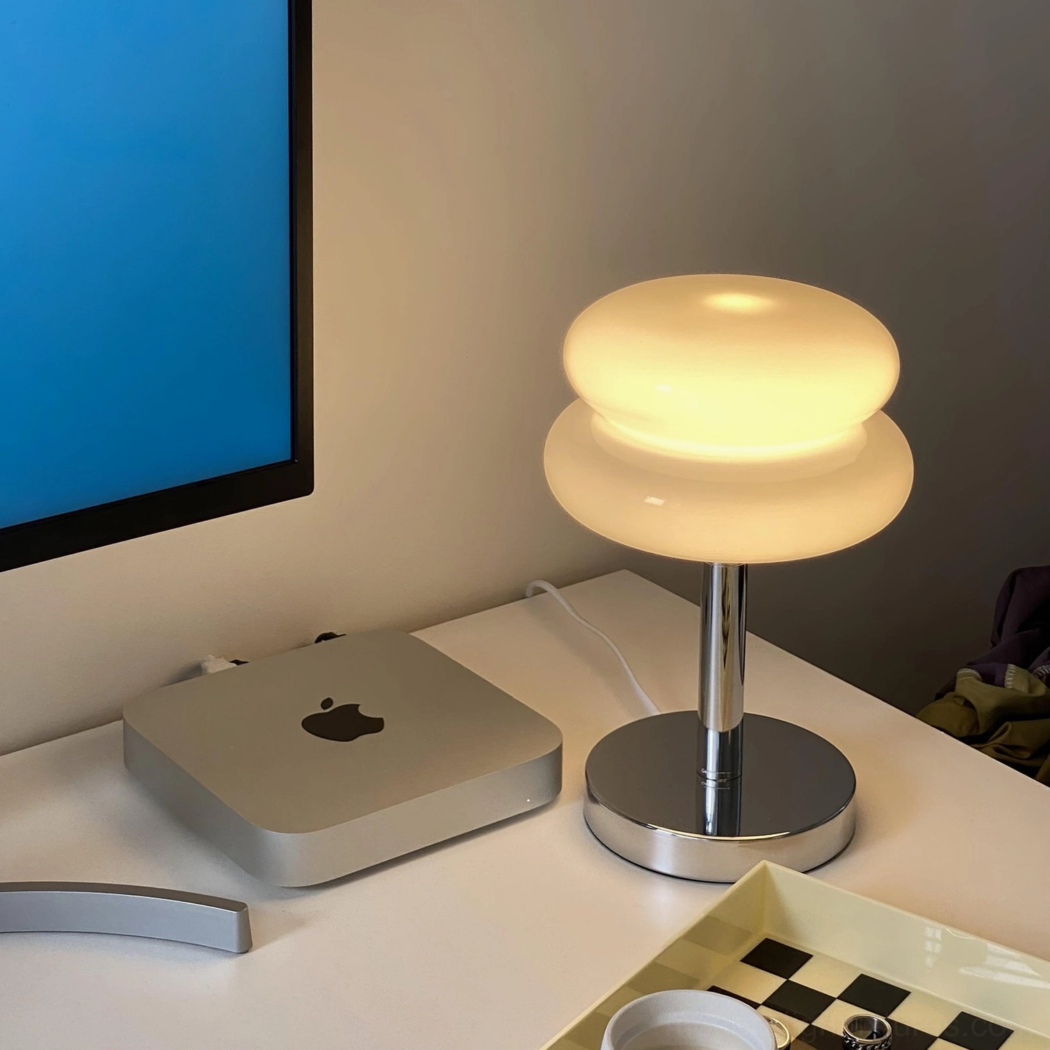 Minimalist glass table lamp compatible with international plugs US UK EU Australia