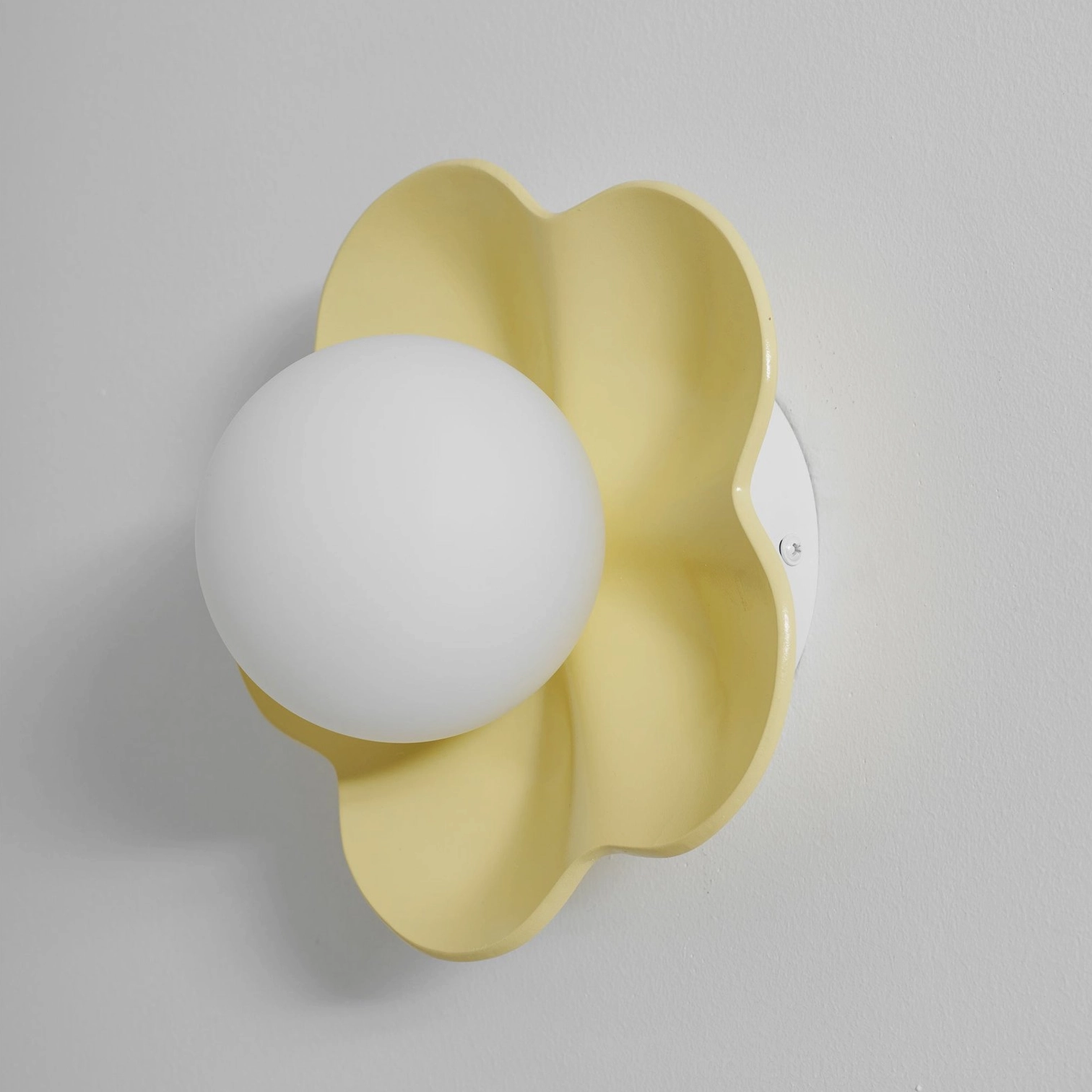 Golden yellow Fleur wall lamp collected art object living room - modern wall sconce functions as decorative installation