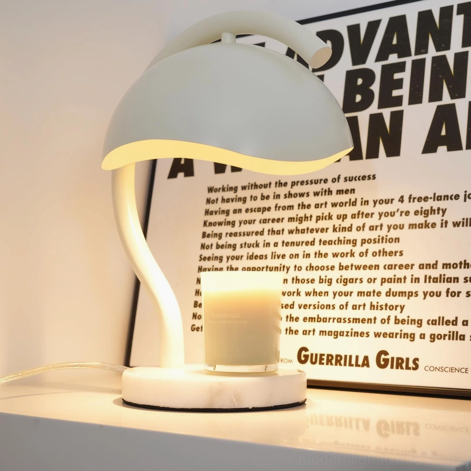 Alabaster candle warmer lamp with global voltage compatibility for US UK EU AU plug options