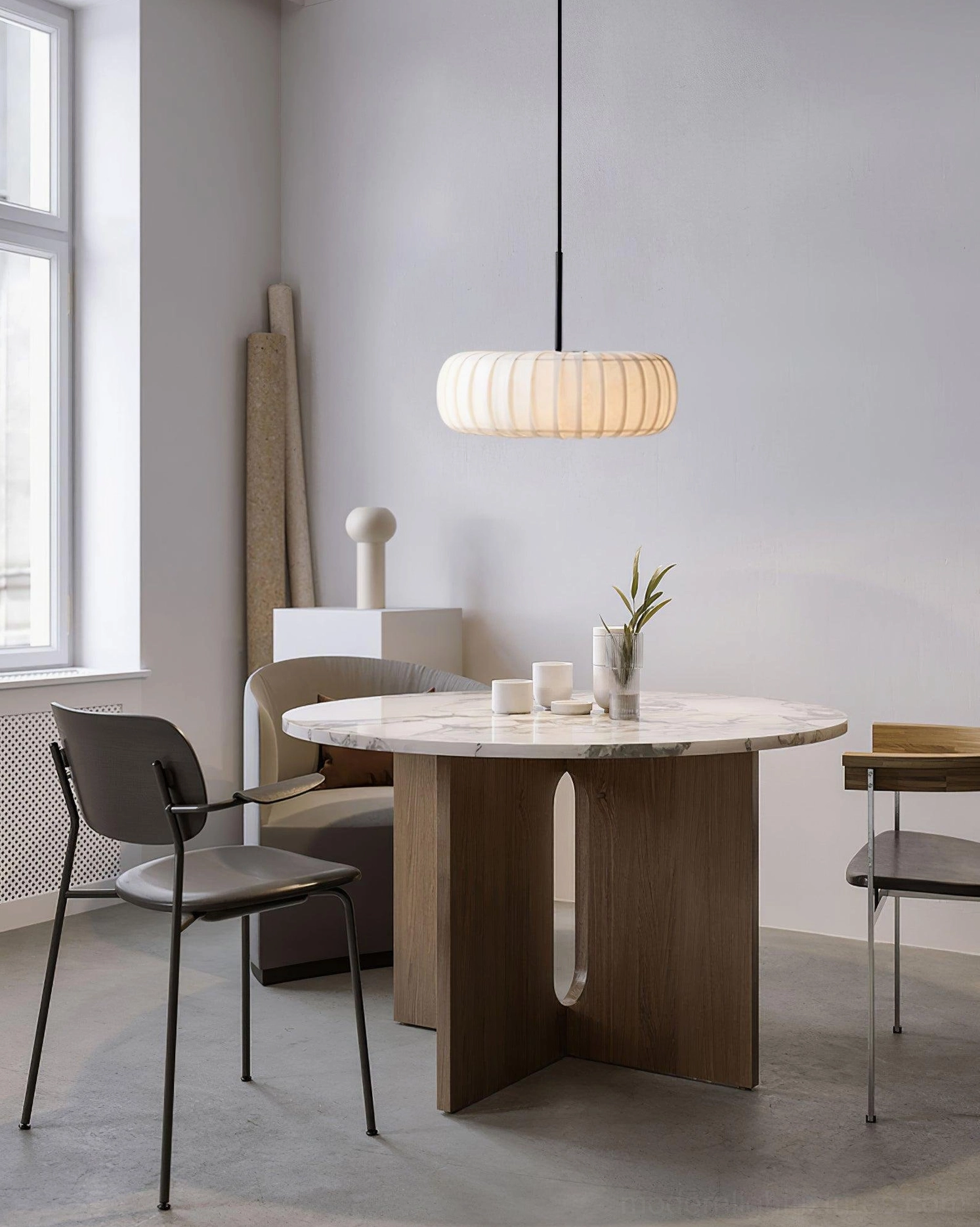 Modern pendant lamp fixture with metal frame and fabric shade construction