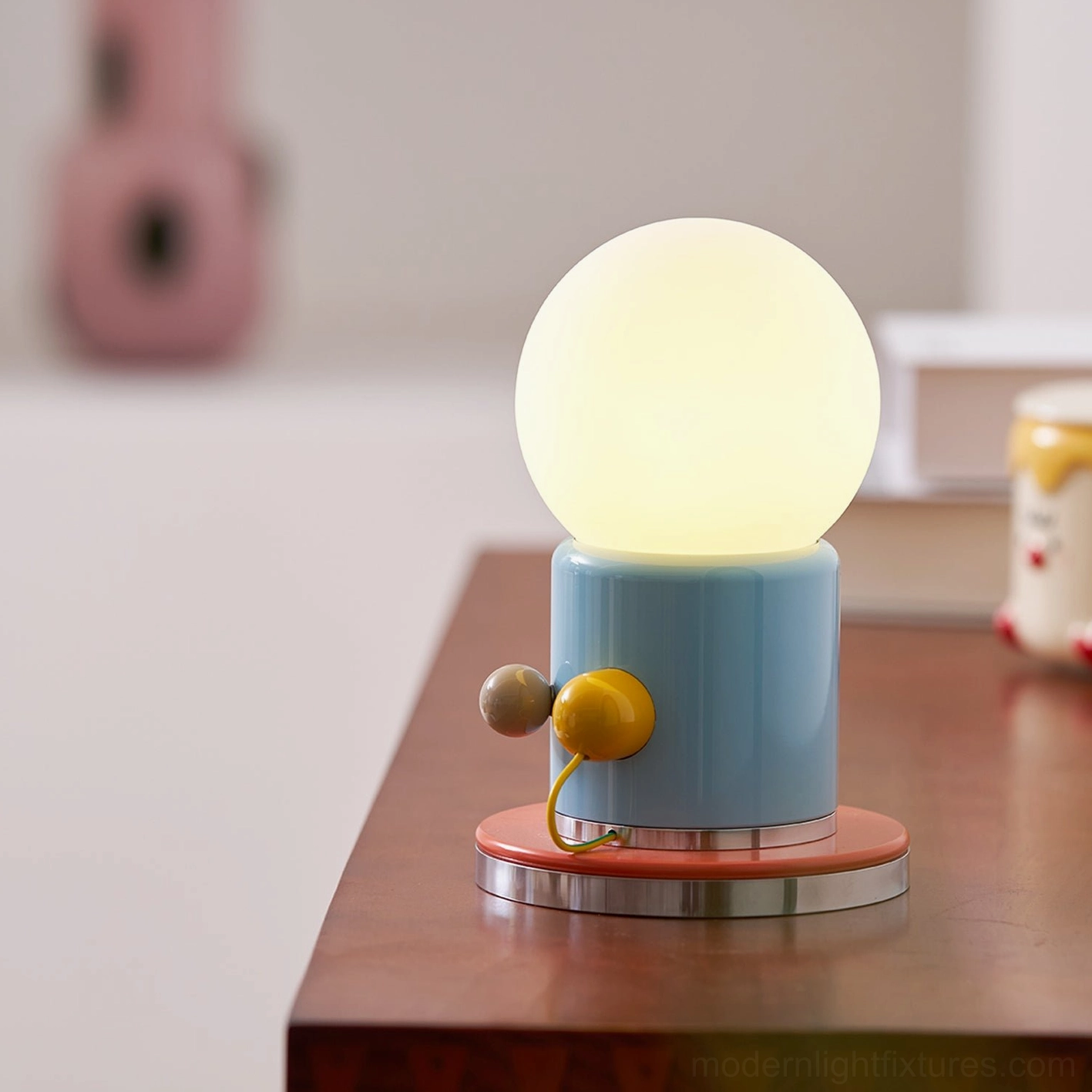 Kiely table lamp rechargeable USB port base wireless cordless design feature