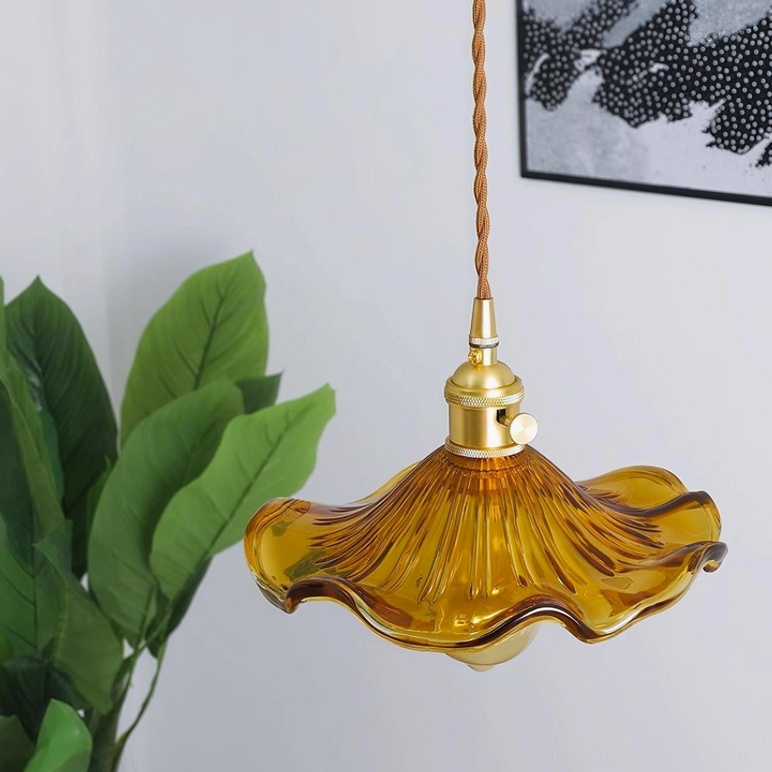 Kinney amber fluted glass pendant light mid-century modern design brass socket