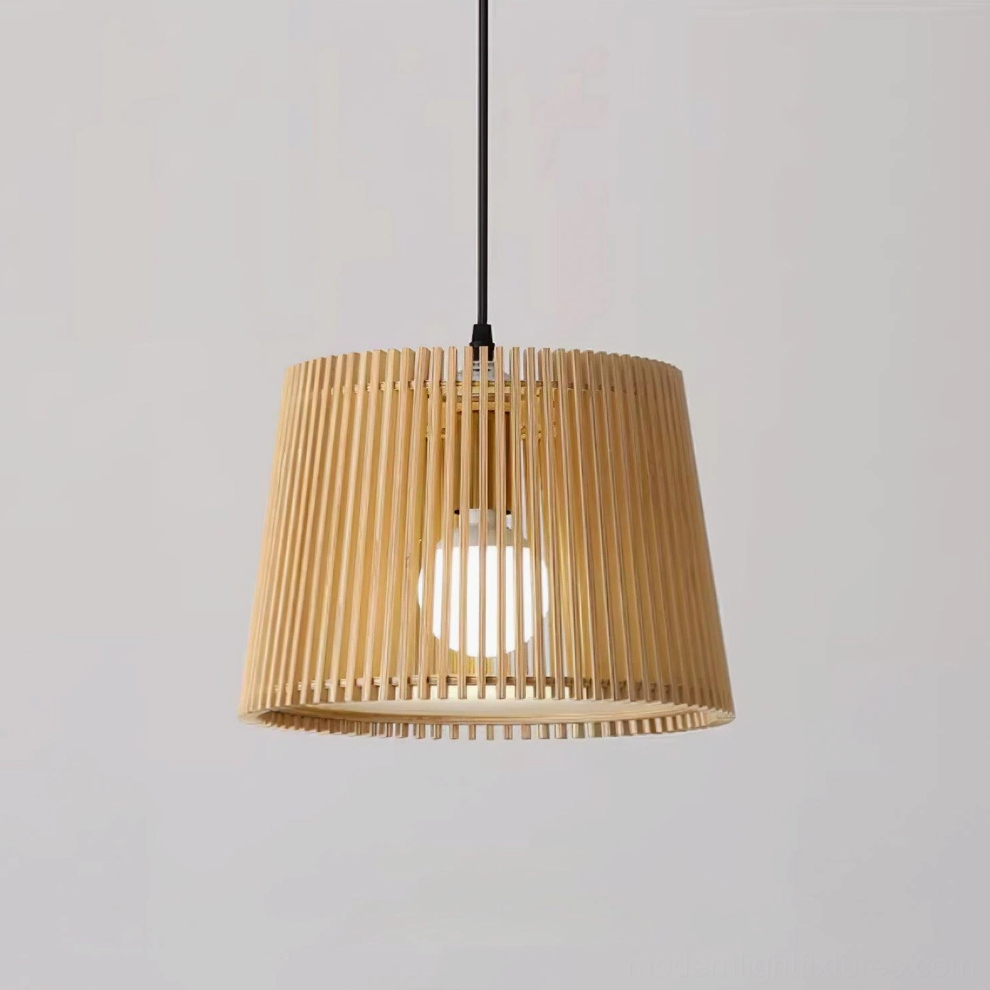 Kitami wooden cylindrical pendant lamp size comparison showing 30cm and 40cm diameter options