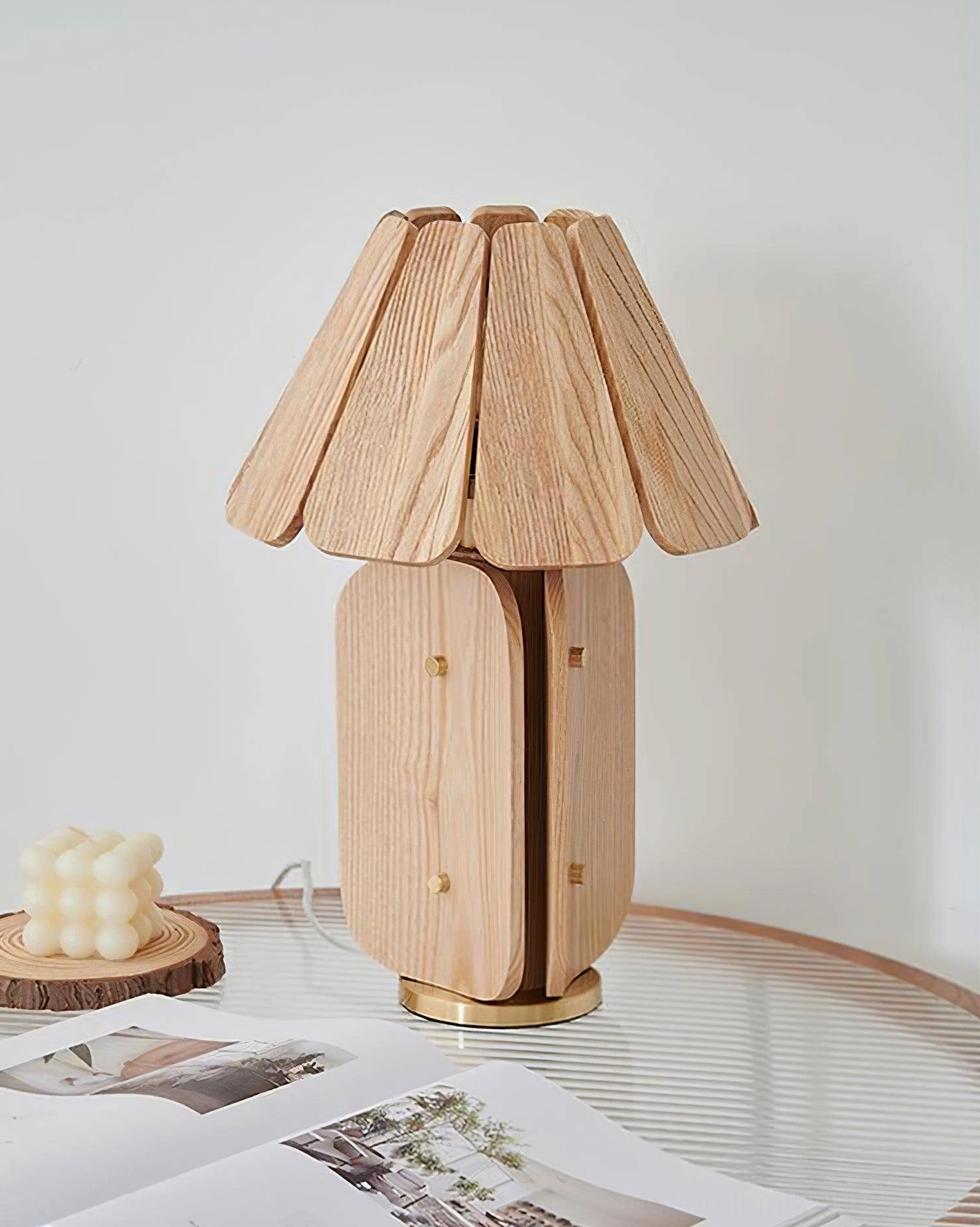 Kubec ash wood lamp showing shadow pattern effect cast on wall during evening use