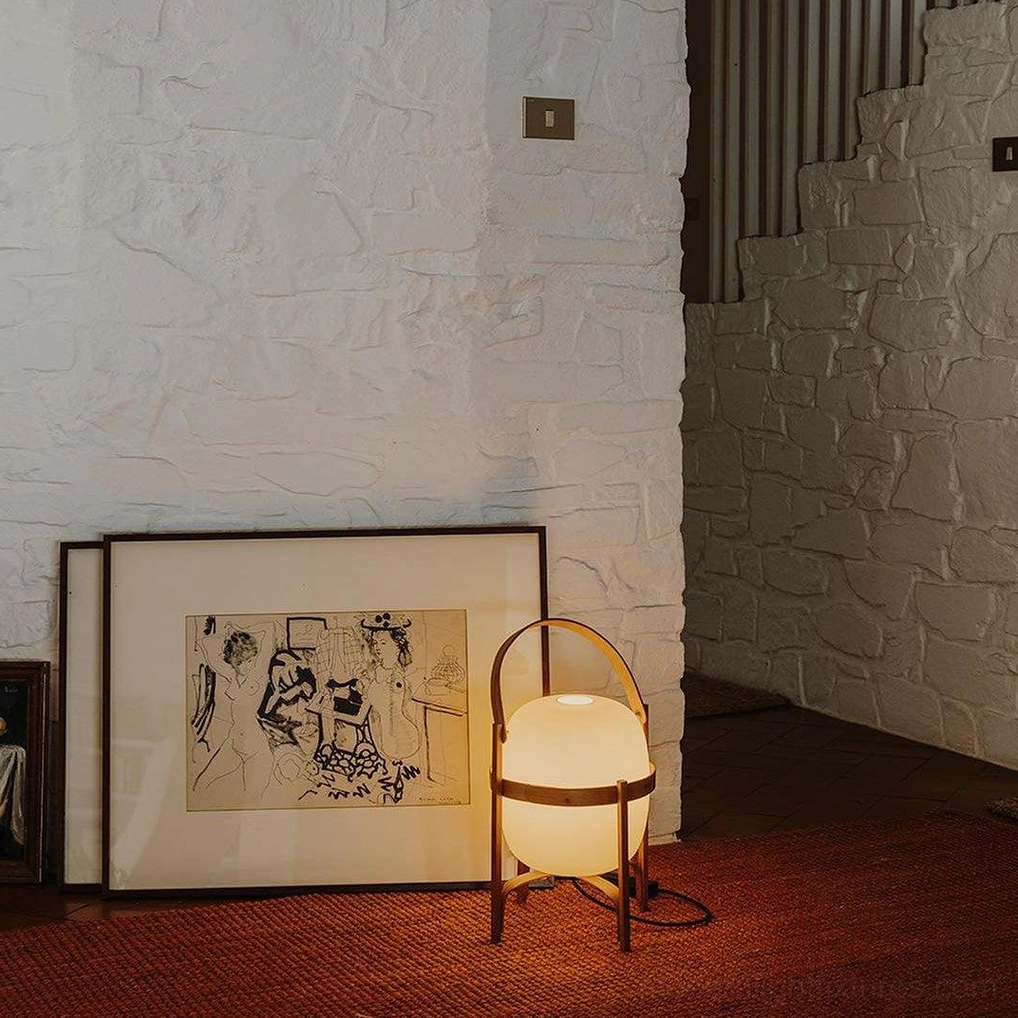 Portable lantern table lamp with push-button switch control mechanism