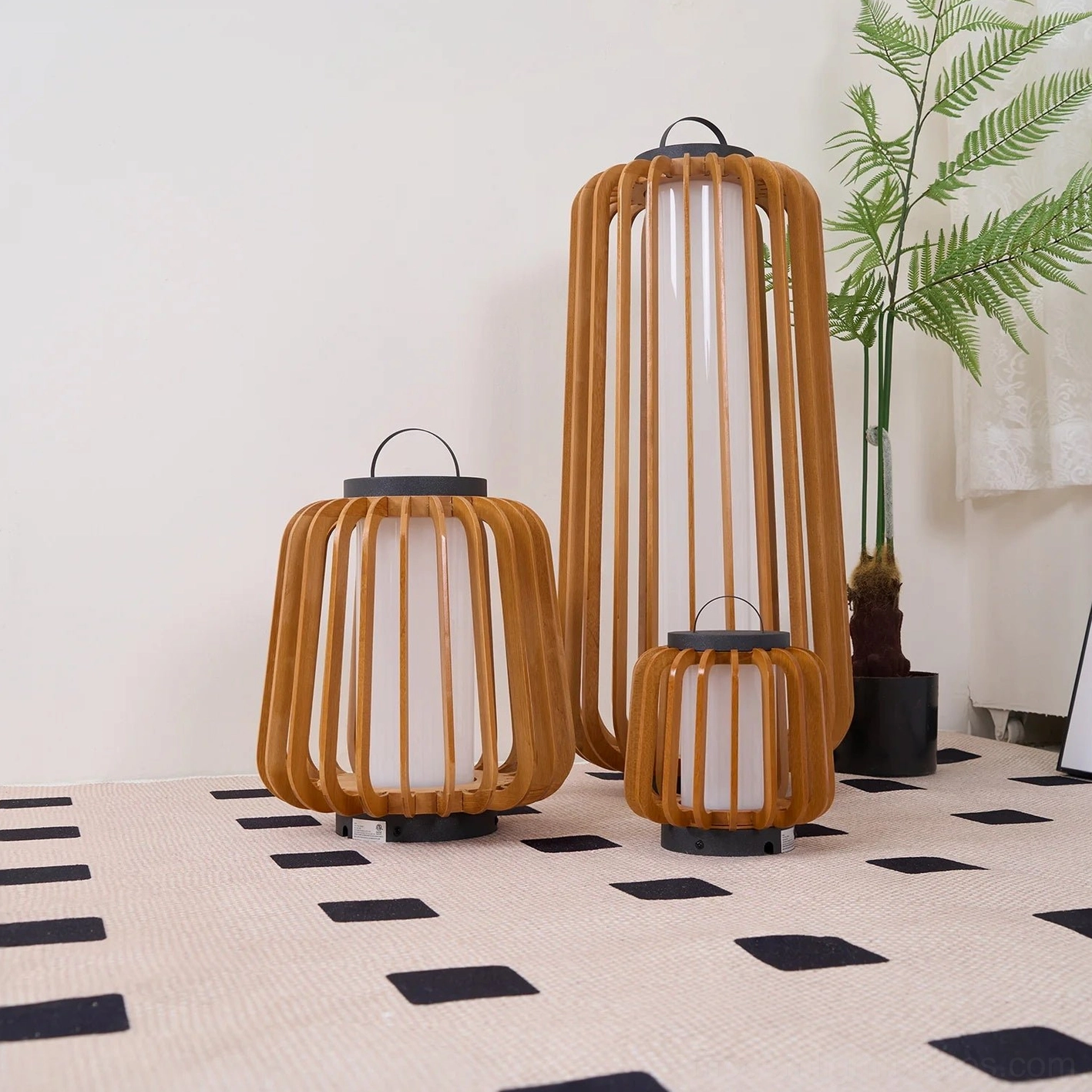 Small size Lanvera portable table lamp tabletop accent lighting nightstand styling