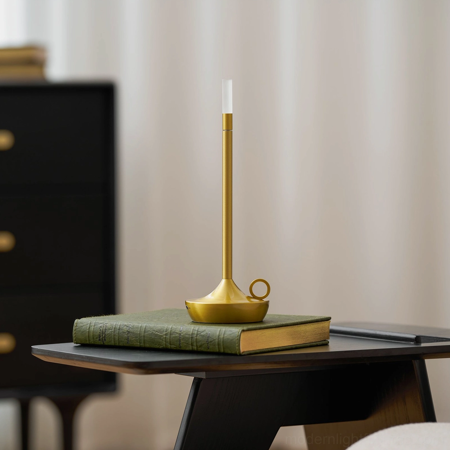 Close-up detail of minimalist LED table lamp showing smooth aluminum metal finish and refined cylindrical form
