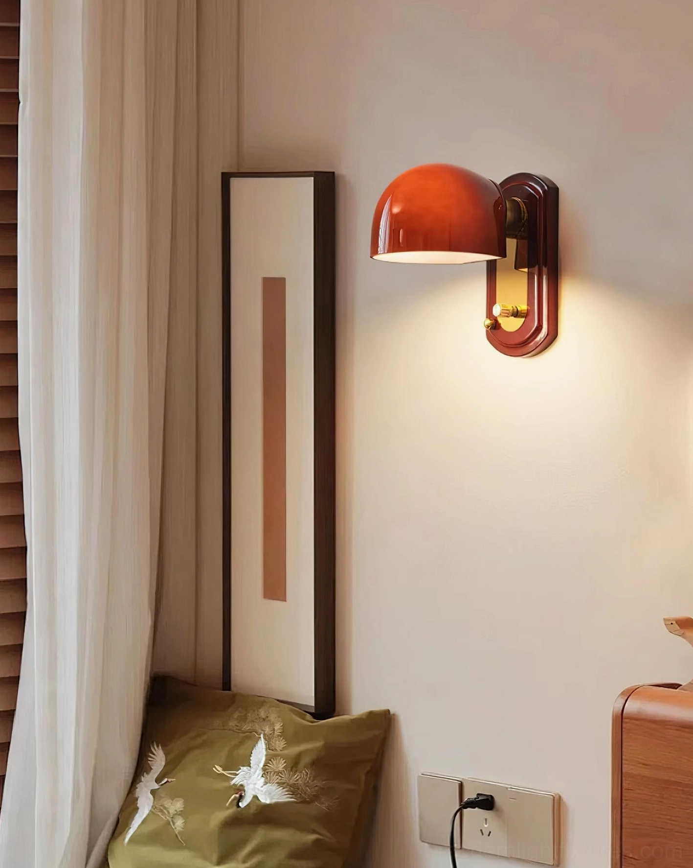 Lolita modern dome wall sconce detail showing E26 E27 socket compatibility and hardwired installation components